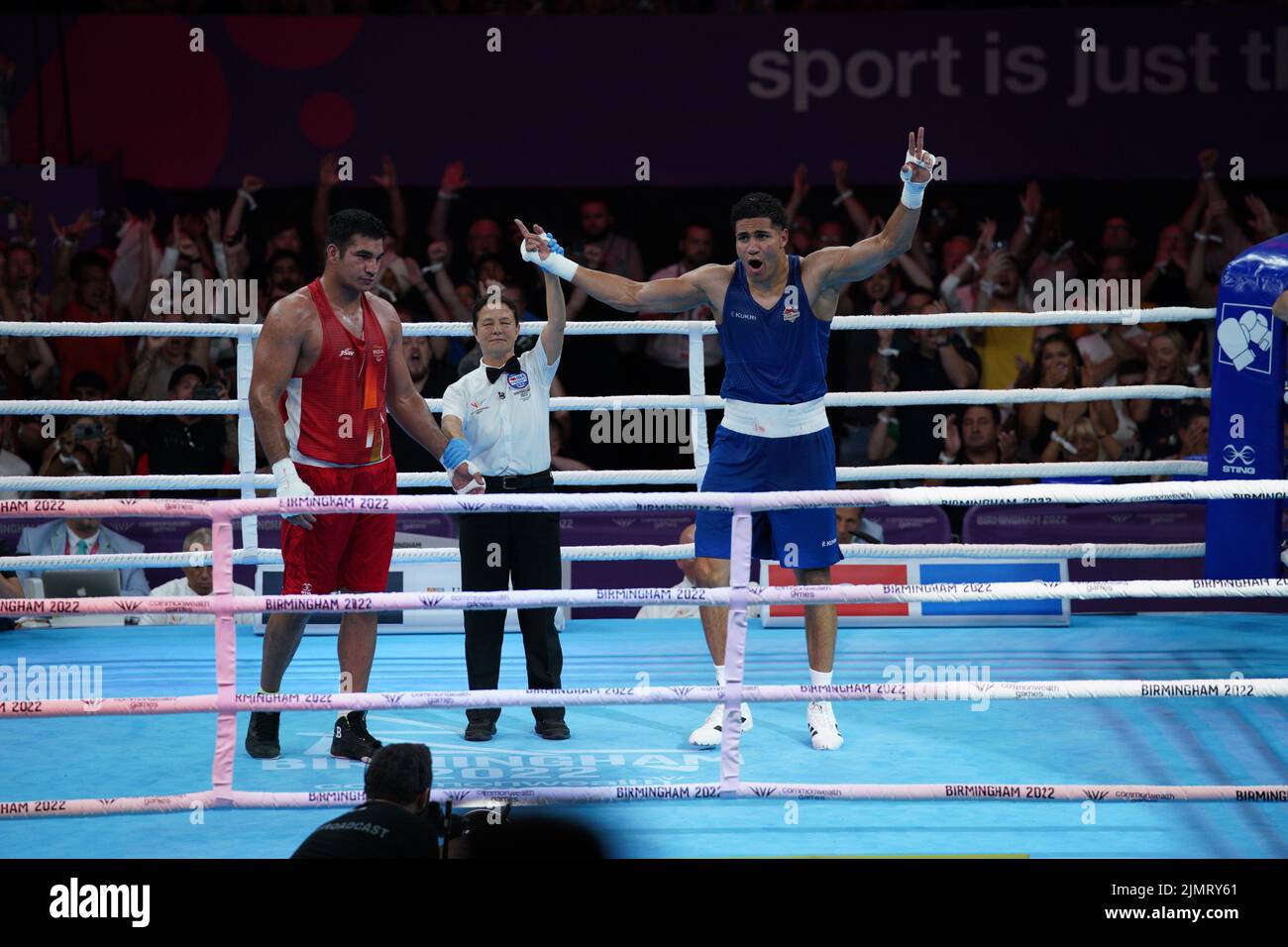 England's Delicious Orie (right) reacts after winning the Men's Super Heavy (+92kg) Final