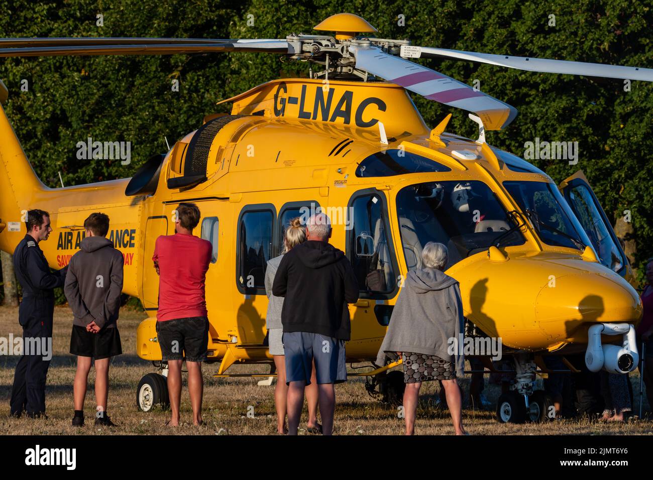 Eastbourne. East Sussex. UK. 7th August 2022. KSS Air Ambulance (G-LNAC) flies into Eastbourne for a medical emergency Stock Photo