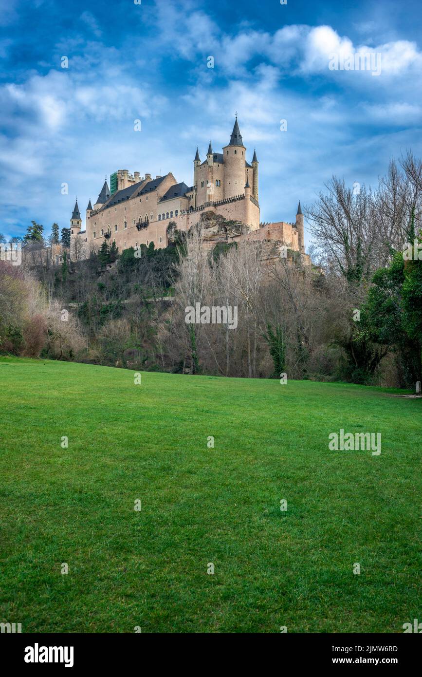 Alcázar of segovia winter hires stock photography and images Alamy