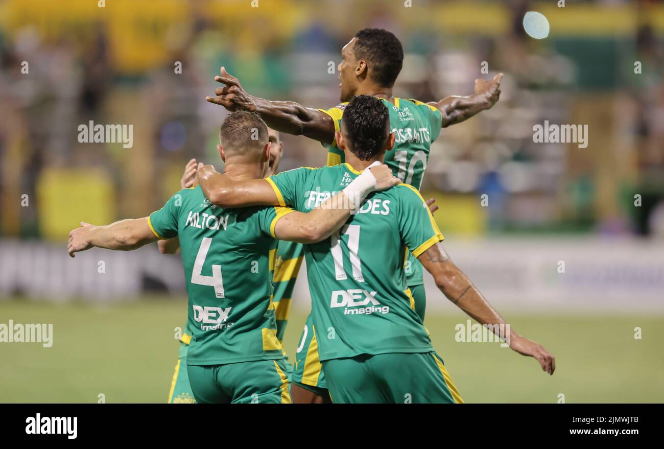 St. Petersburg, FL: Tampa Bay Rowdies forward Steevan Dos Santos (10) celebrates with Lewis Hilton (4) Leo Fernando’s (11) and Connor Antley (2) after Stock Photo