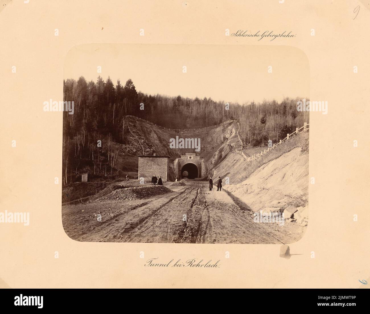 Unknown architect, Silesian mountain railway, tunnel near Rohrlach (approx. 1866): View. Photo on cardboard, 34.5 x 44.4 cm (including scan edges) N.N. : Schlesische Gebirgsbahn. Tunnel, Rohrlach Stock Photo