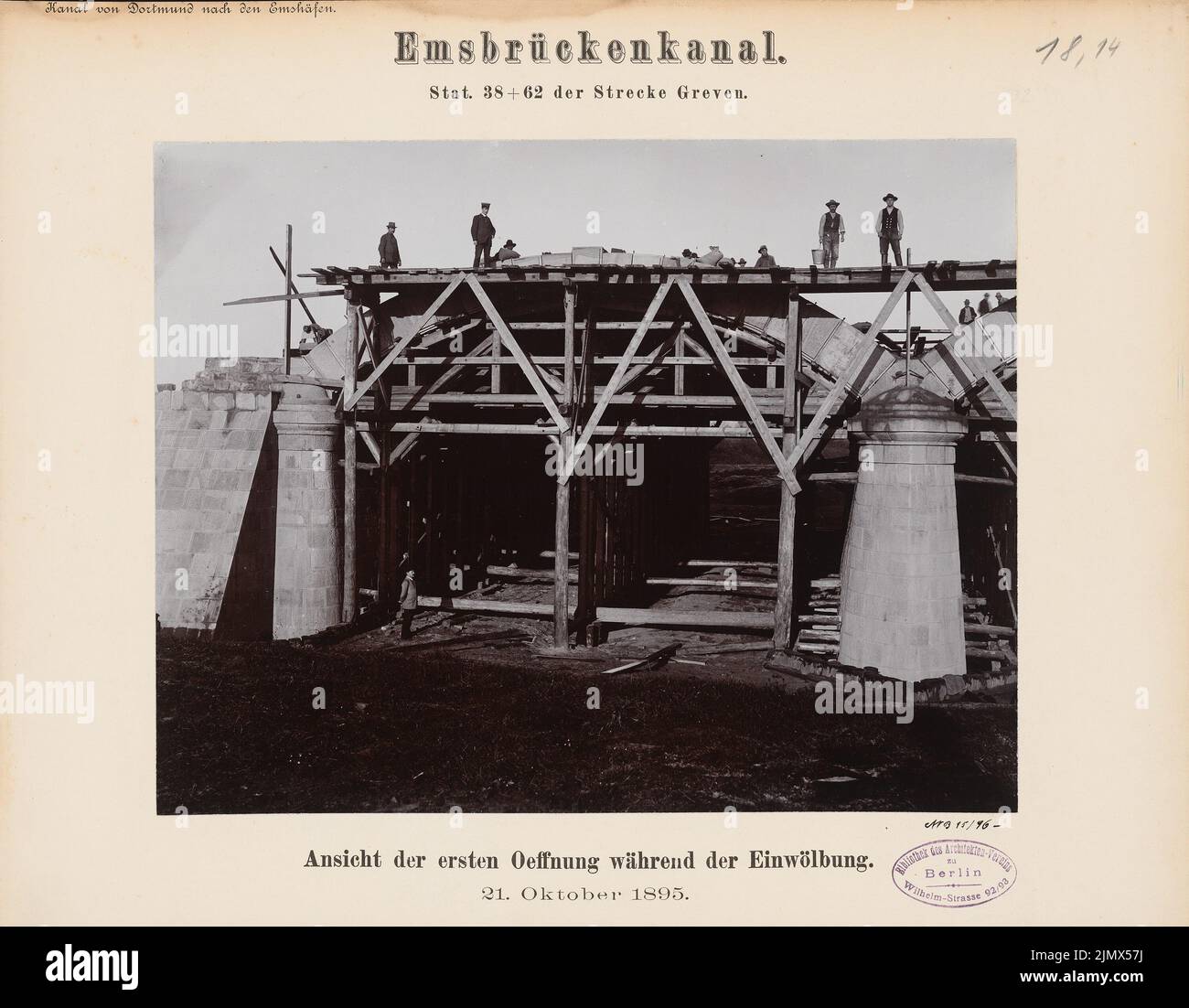 Unknown architect, Dortmund-Ems-Canal (without date): Photography of the construction work. Photo on cardboard, 29.2 x 37.5 cm (including scan edges) N.N. : Dortmund-Ems-Kanal. Kanalbrücke über die Ems Stock Photo