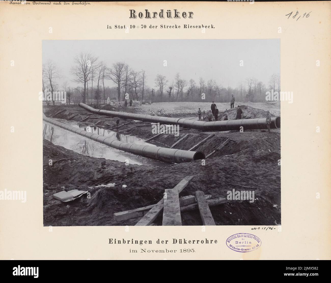 Unknown architect, Dortmund-Ems-Canal (without date): Photography of the construction work. Photo on cardboard, 29.3 x 37.3 cm (including scan edges) N.N. : Dortmund-Ems-Kanal. Rohrdüker in Stat. 10 + 70, Riesenbeck Stock Photo