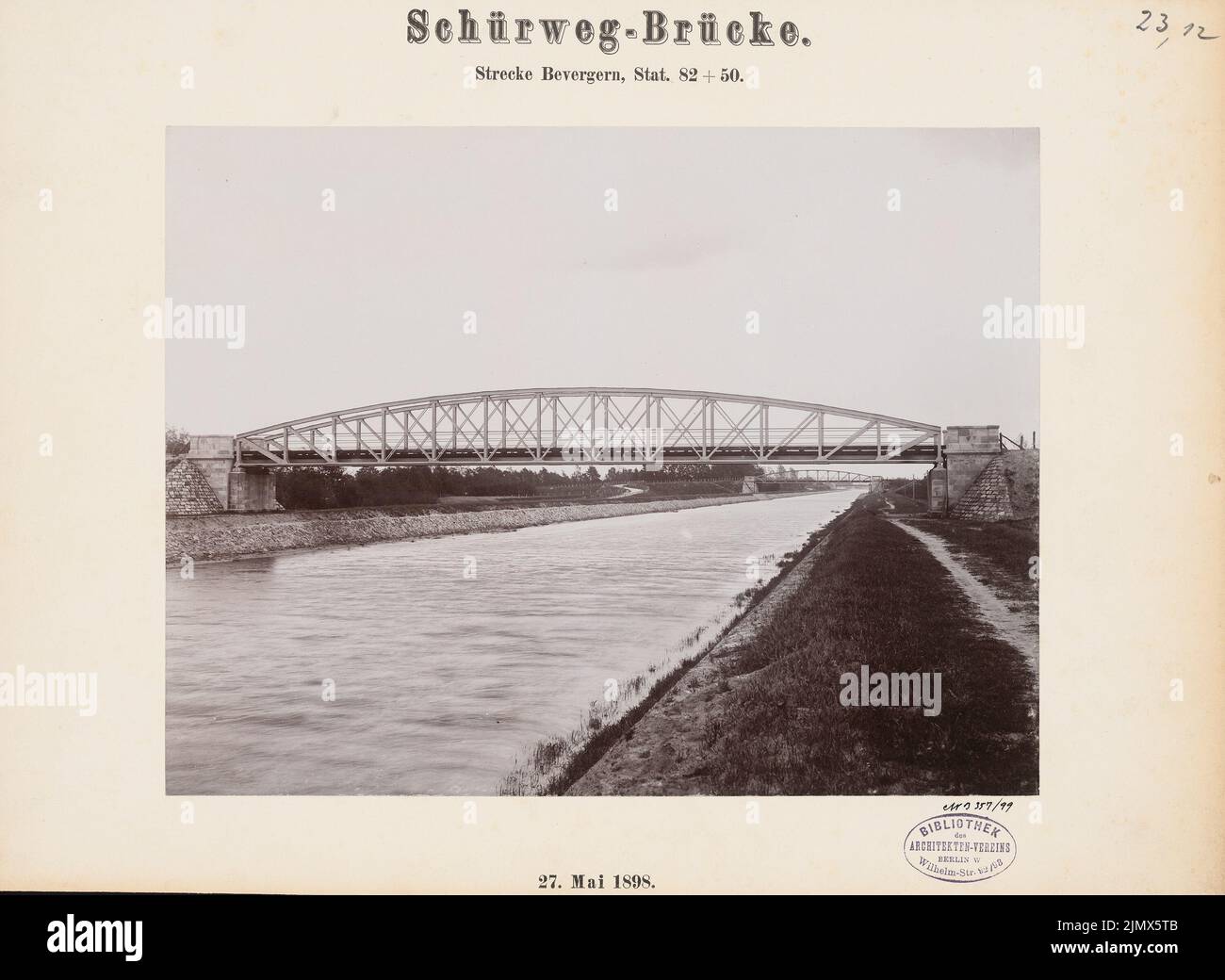 Unknown architect, Dortmund-Ems-Canal (without date): View. Photo on cardboard, 27.2 x 37.2 cm (including scan edges) N.N. : Dortmund-Ems-Kanal. Schürweg-Brücke, Altenrheine Stock Photo