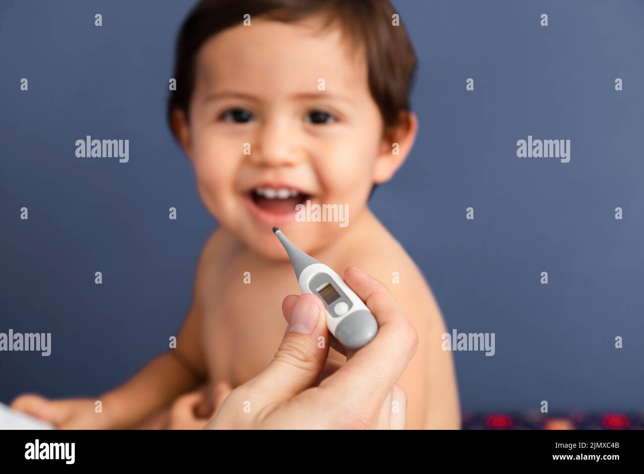 Close up doctor holding thermometer Stock Photo Alamy