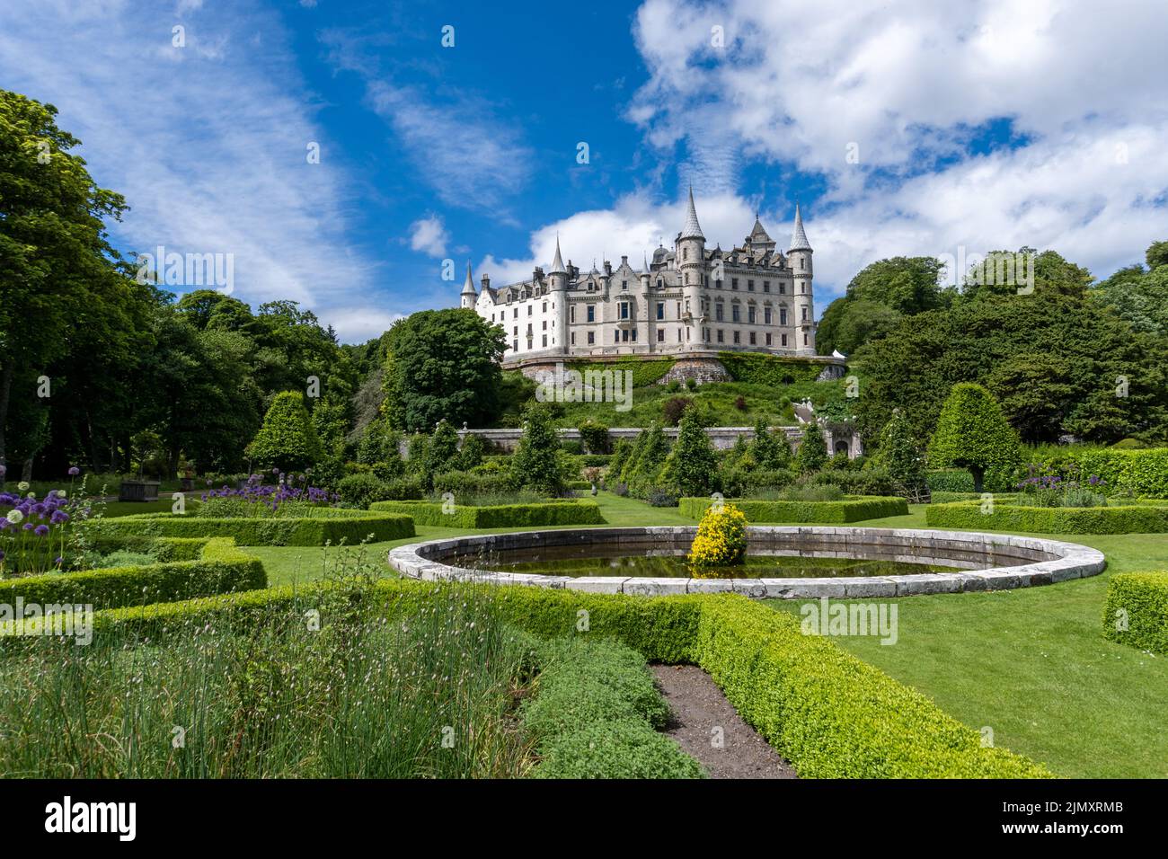 View of Dunrobin Castle and Gardens in the Scottish Highlands Stock Photo