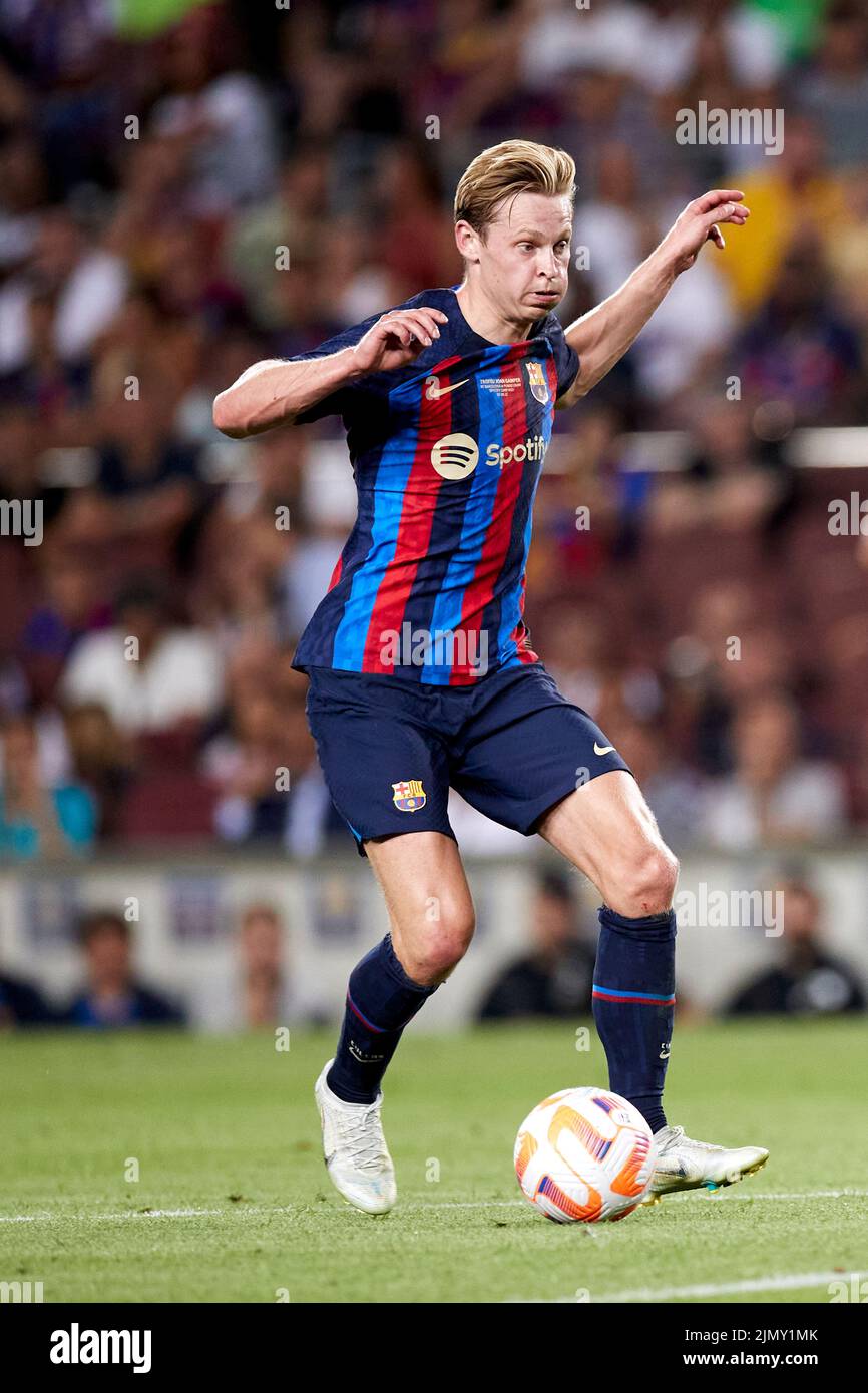Barcelona, Spain. 07th Aug, 2022. BARCELONA, SPAIN - AUGUST 7: Frankie de Jong of FC Barcelona in action during the pre-season friendly match of Trofeu Joan Gamper between FC Barcelona and Pumas UNAM on August 7, 2022 at Spotify Camp Nou in Barcelona, Spain. Credit: Ricardo Larreina/AFLO/Alamy Live News Credit: Aflo Co. Ltd./Alamy Live News Stock Photo