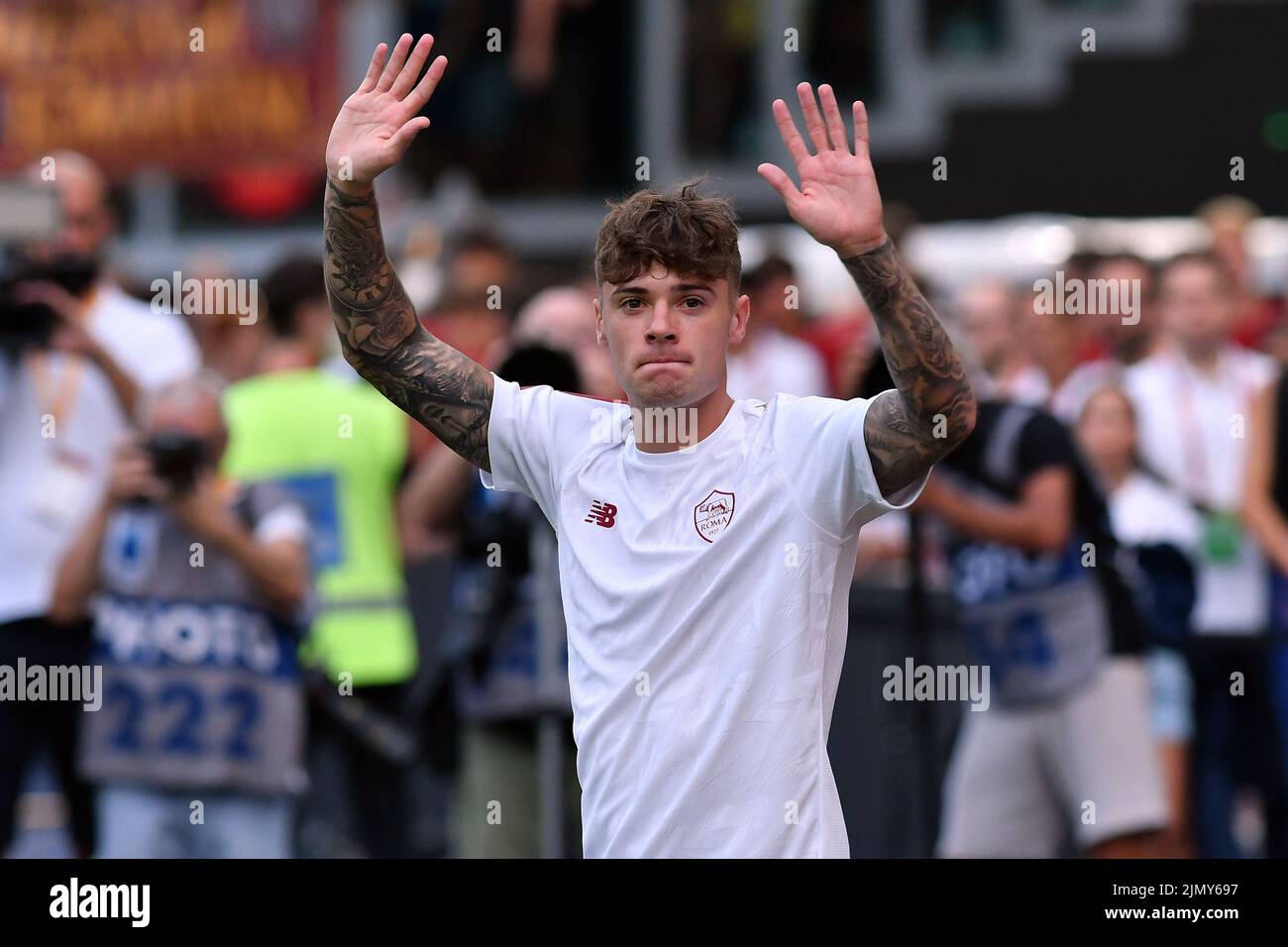 Rome, Italy , 07th August , 2022 Pictured left to right, Nicola Zalewski of AS Roma    during football friendly match Roma v Shakhtar Donetsk Credit: Massimo Insabato/Alamy Live News Stock Photo