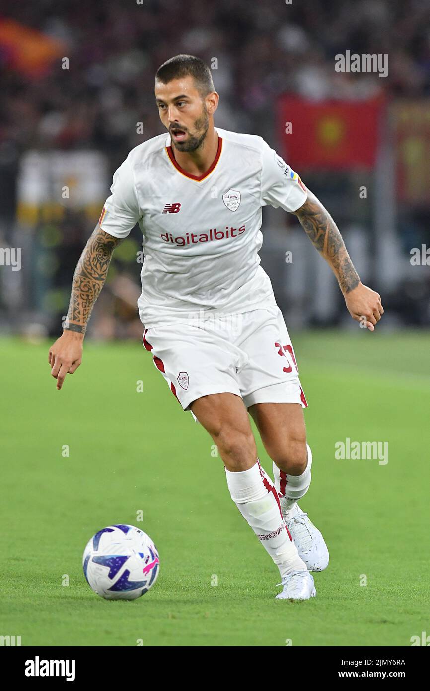 Rome, Italy , 07th August , 2022 Pictured left to right, Leonardo Spinazzola of AS Roma     during football friendly match Roma v Shakhtar Donetsk Credit: Massimo Insabato/Alamy Live News Stock Photo