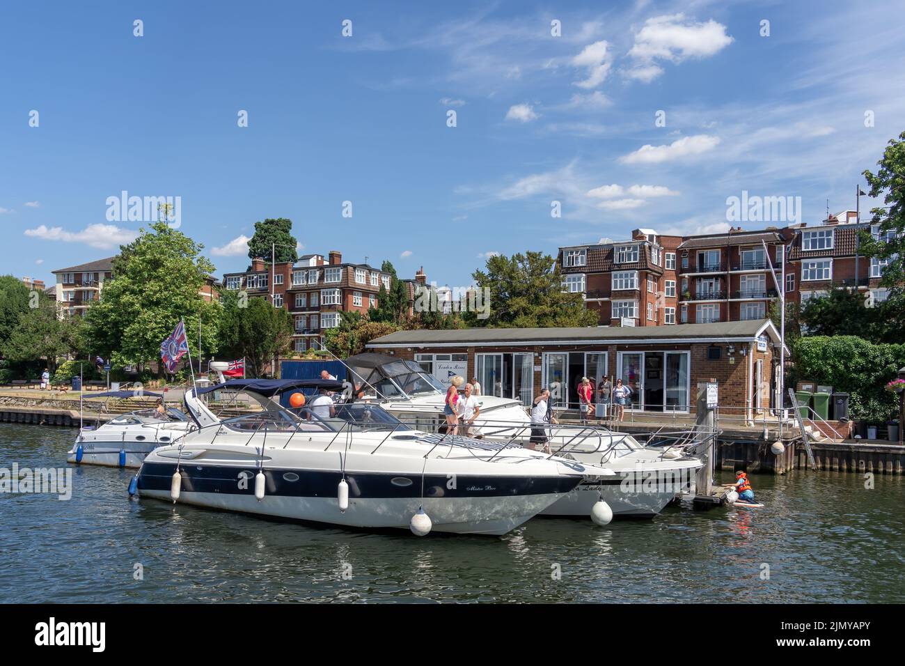 london river yacht club