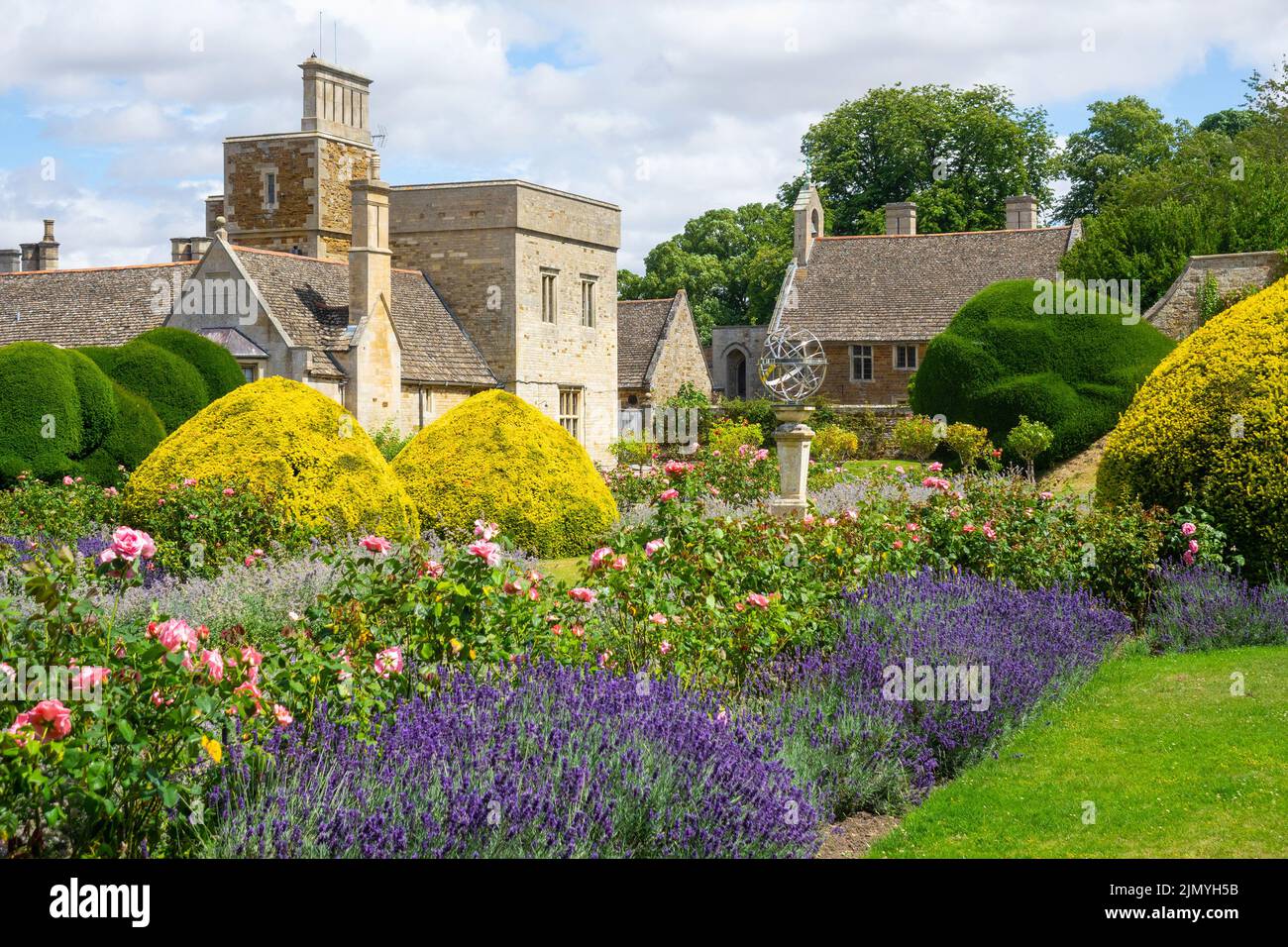England, Northamptonshire, Rockingham castle gardens Stock Photo