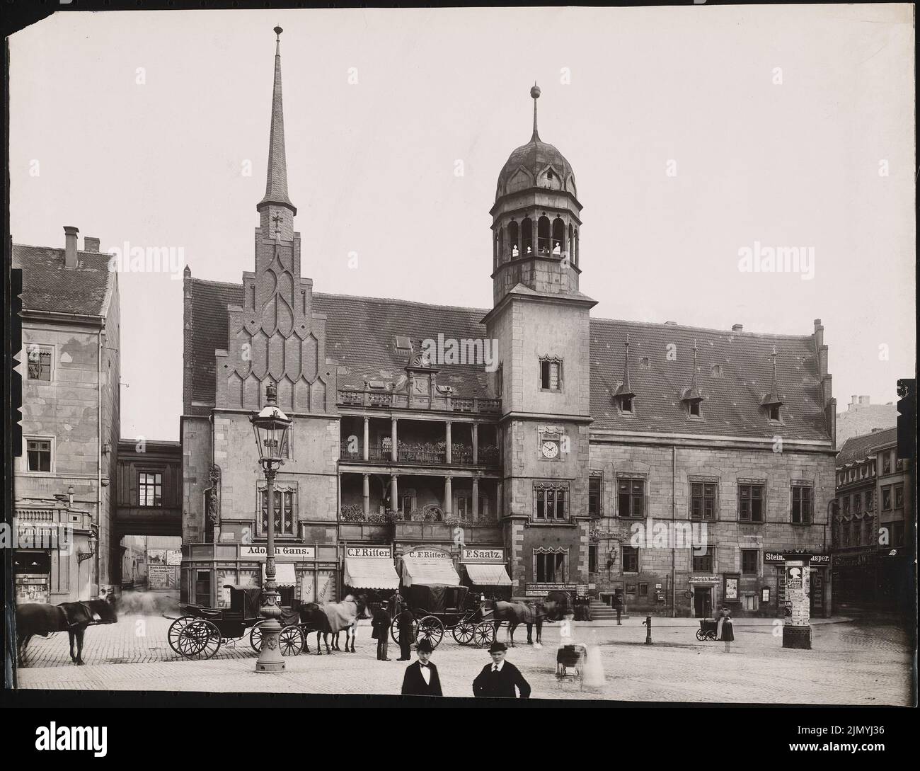 Royal Prussian measuring picture, town hall, Halle/Saale (without dat.): View of the one, originally built in the 14th century, completed in 1558-68 by Nickel Hoffmann in Renaissance. Photo, 30.8 x 40.1 cm (including scan edges) Stock Photo