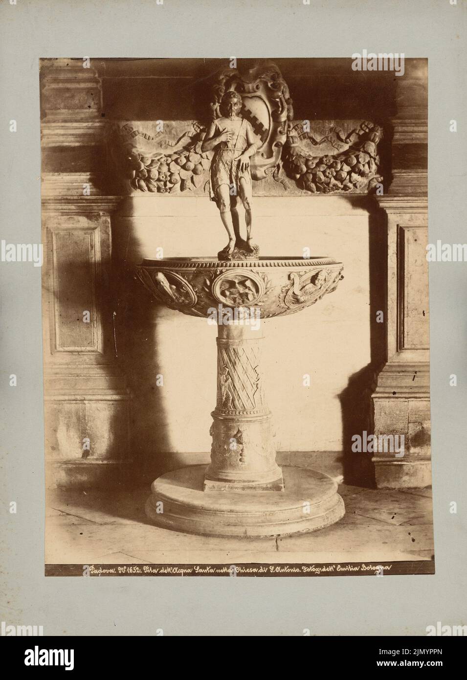 Emilia, S. Antonio, Padua (without dat.): View of holy water basin. Photo on cardboard, 32.2 x 23.7 cm (including scan edges) Stock Photo