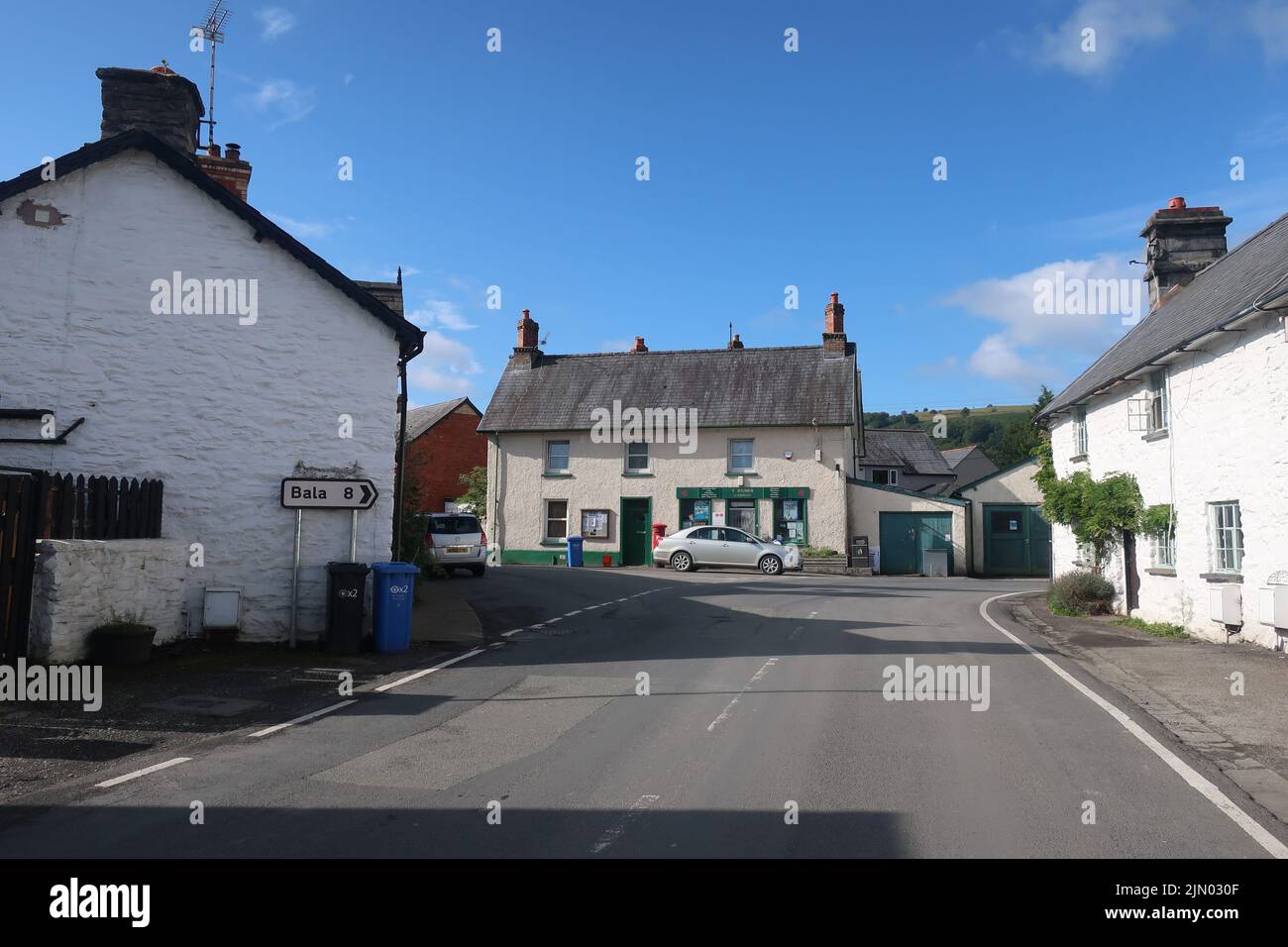 A UFO sighting on Cadair Berwyn and Cadair Bronwen from The village of