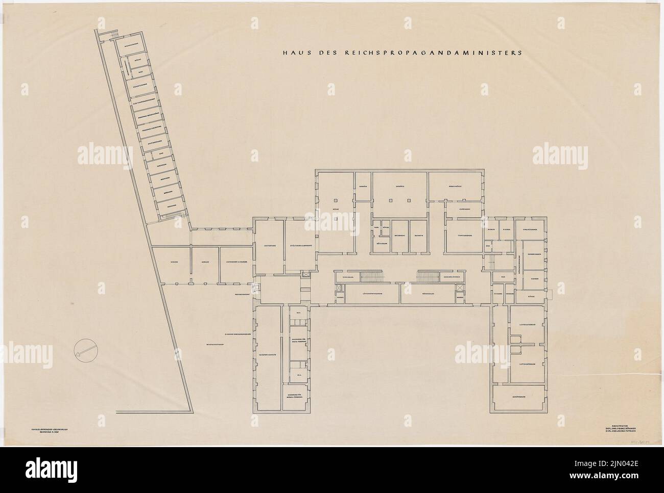 Böhmer Franz (1907-1943), House of the Reich Propaganda Minister Joseph Göbbels in Berlin-Mitte (without dat.): Grundriss Socket floor 1: 100. Ink, pencil on transparent, 94.9 x 140.7 cm (including scan edges) Böhmer & Petrich : Haus des Reichspropagandaministers Joseph Göbbels, Berlin-Mitte Stock Photo