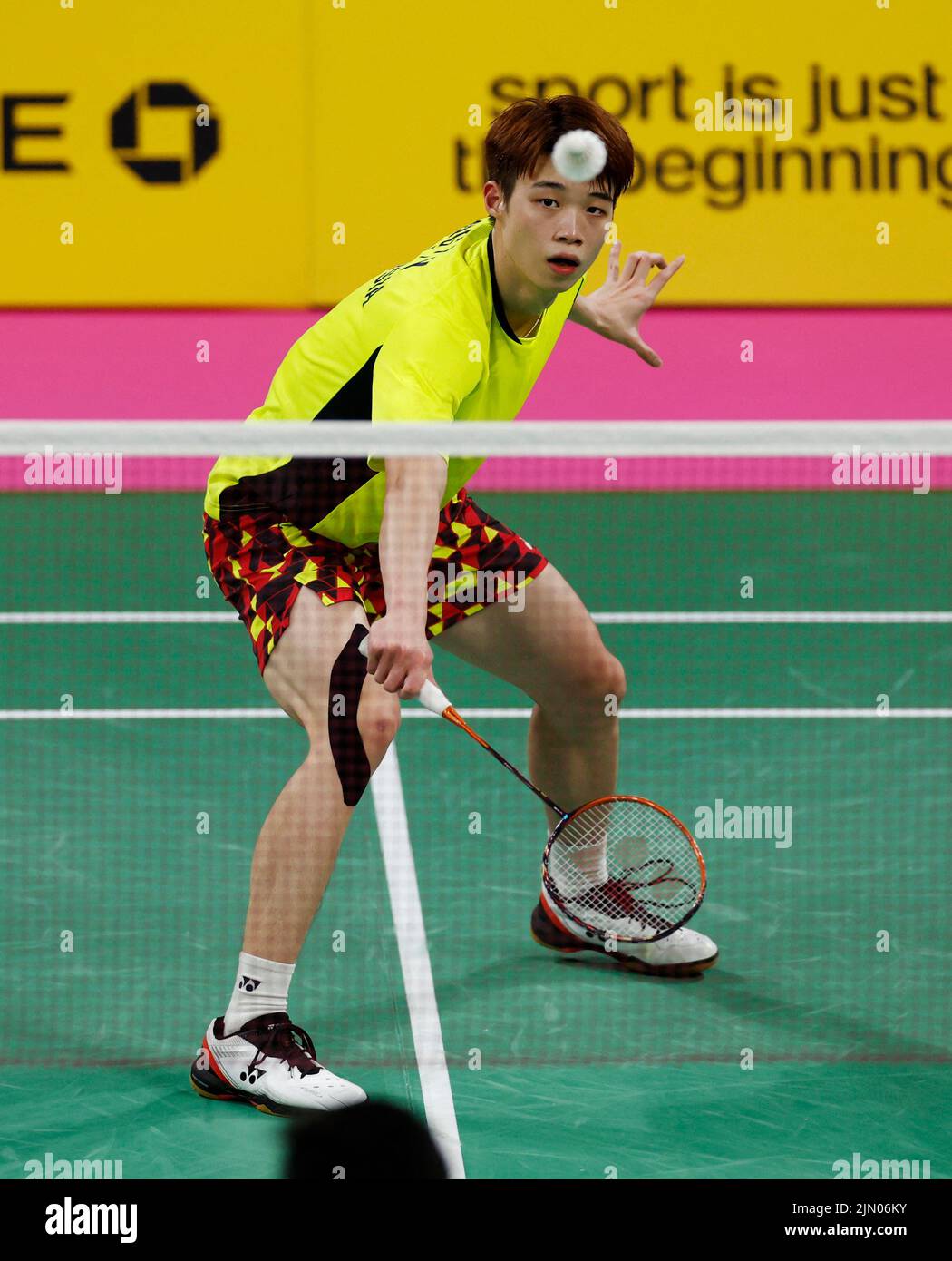 Commonwealth Games - Badminton - Men's Singles - Gold Medal Match - The NEC Hall 5, Birmingham, Britain - August 8, 2022  Malaysia's Tze Yong Ng in action against India's Lakshya Sen REUTERS/Jason Cairnduff Stock Photo