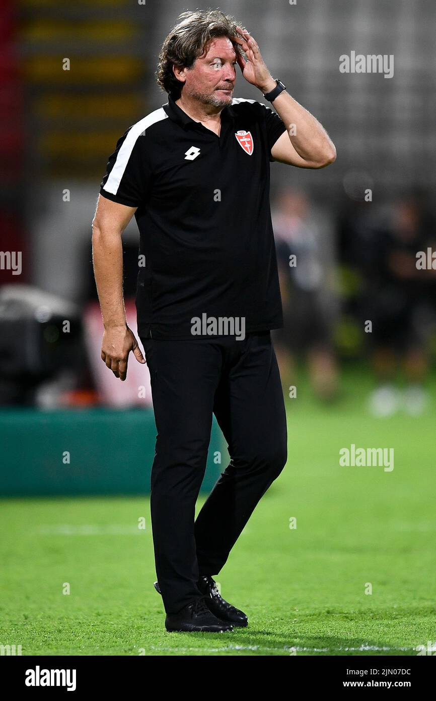 Monza, Italy. 07 August 2022. Giovanni Stroppa, head coach of AC Monza, looks dejected during the Coppa Italia football match between AC Monza and Frosinone Calcio. Credit: Nicolò Campo/Alamy Live News Stock Photo