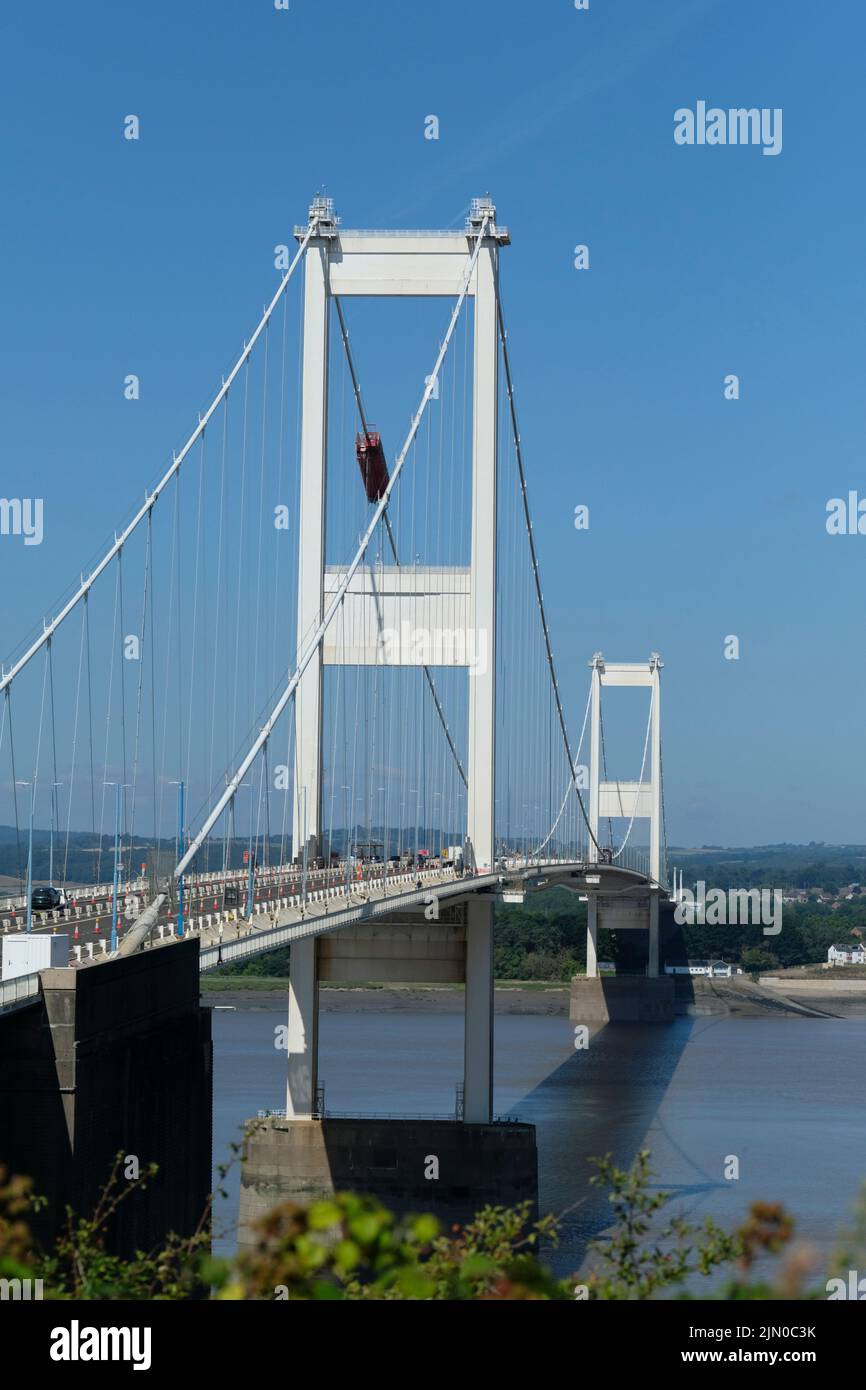 Bristol, UK. 8th Aug, 2022. A caravan has overturned on the eastbound