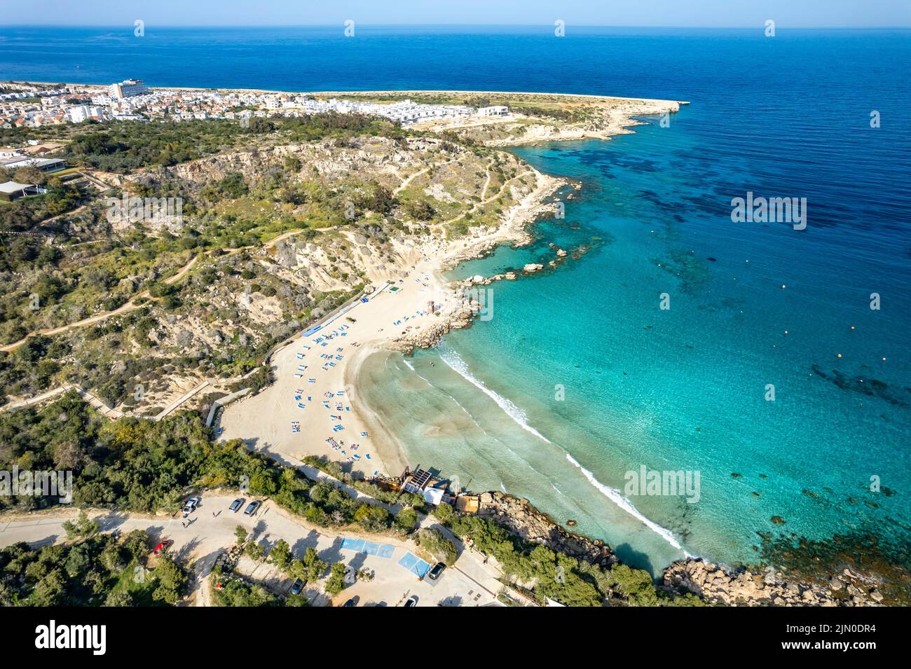 Konnos Beach in Protaras aus der Luft gesehen, Zypern, Europa  |  Aerial view of Konnos Beach in Protaras, Cyprus, Europe Stock Photo