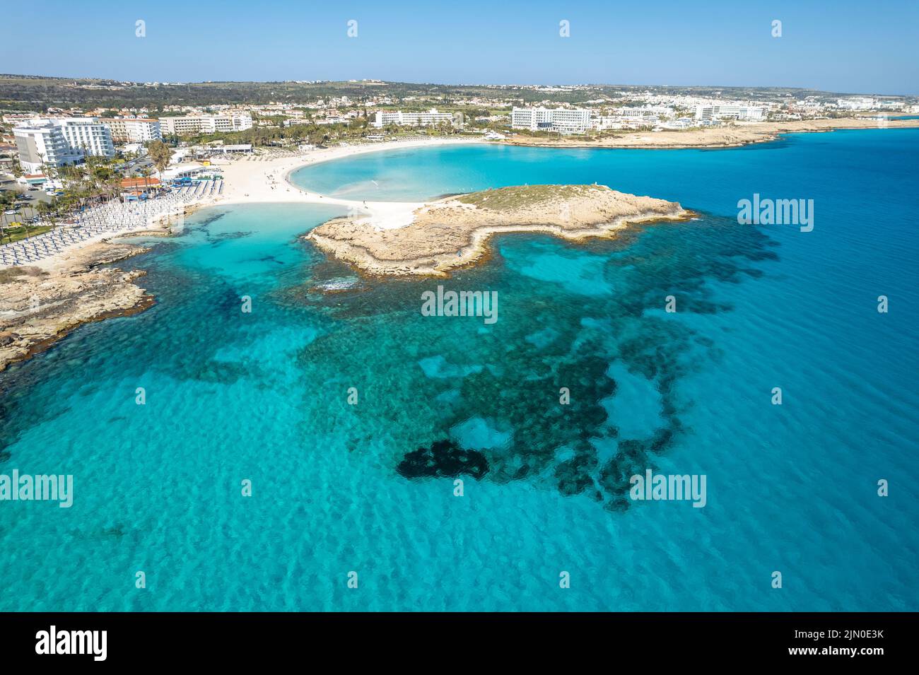 Der Strand Nissi Beach aus der Luft gesehen,  Zypern, Europa  | Aerial view of Nissi Beach in Ayia Napa, Cyprus, Europe Stock Photo