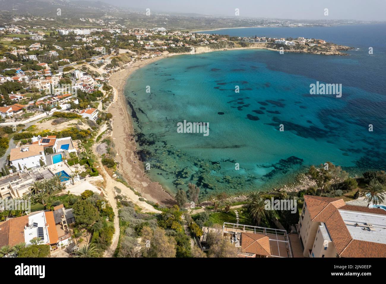 Strand der Coral Bay aus der Luft gesehen, Zypern, Europa  |   Aerial view of Coral Bay beach, Cyprus, Europe Stock Photo