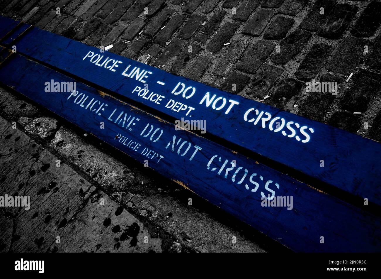 Dont cross police line crime hi-res stock photography and images - Alamy
