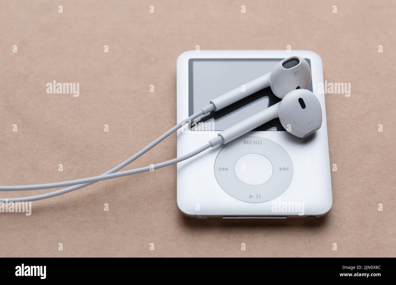Ipod nano hi-res stock photography and images - Alamy