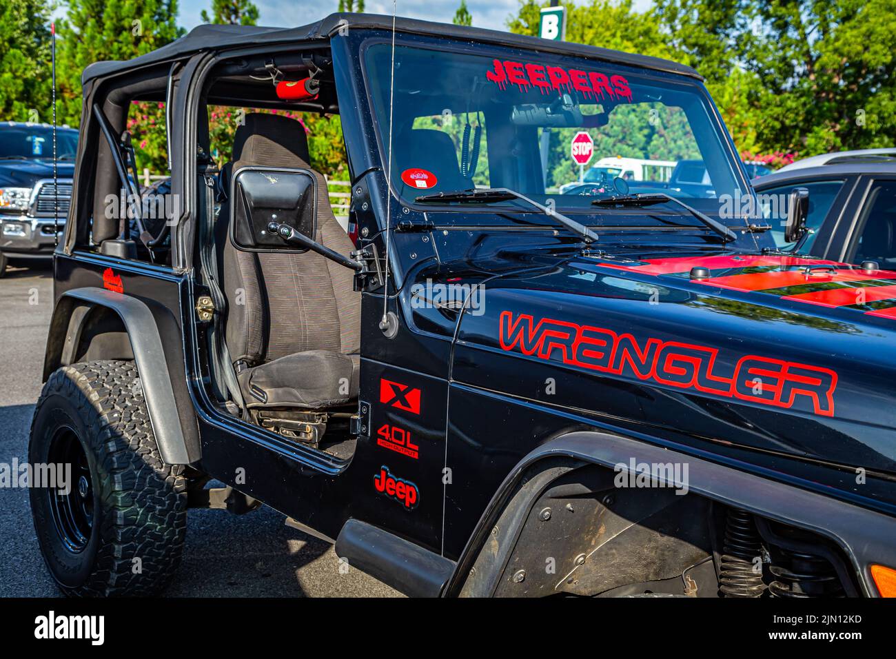 Pigeon TN August 25, 2017 Modified Off Road Jeep Wrangler TJ