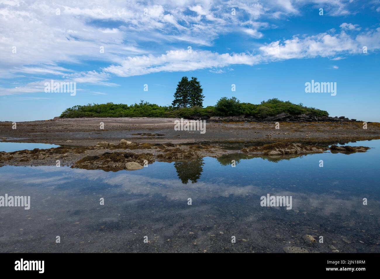 July 3, 2022.  Barnes Island at low tide. Stock Photo