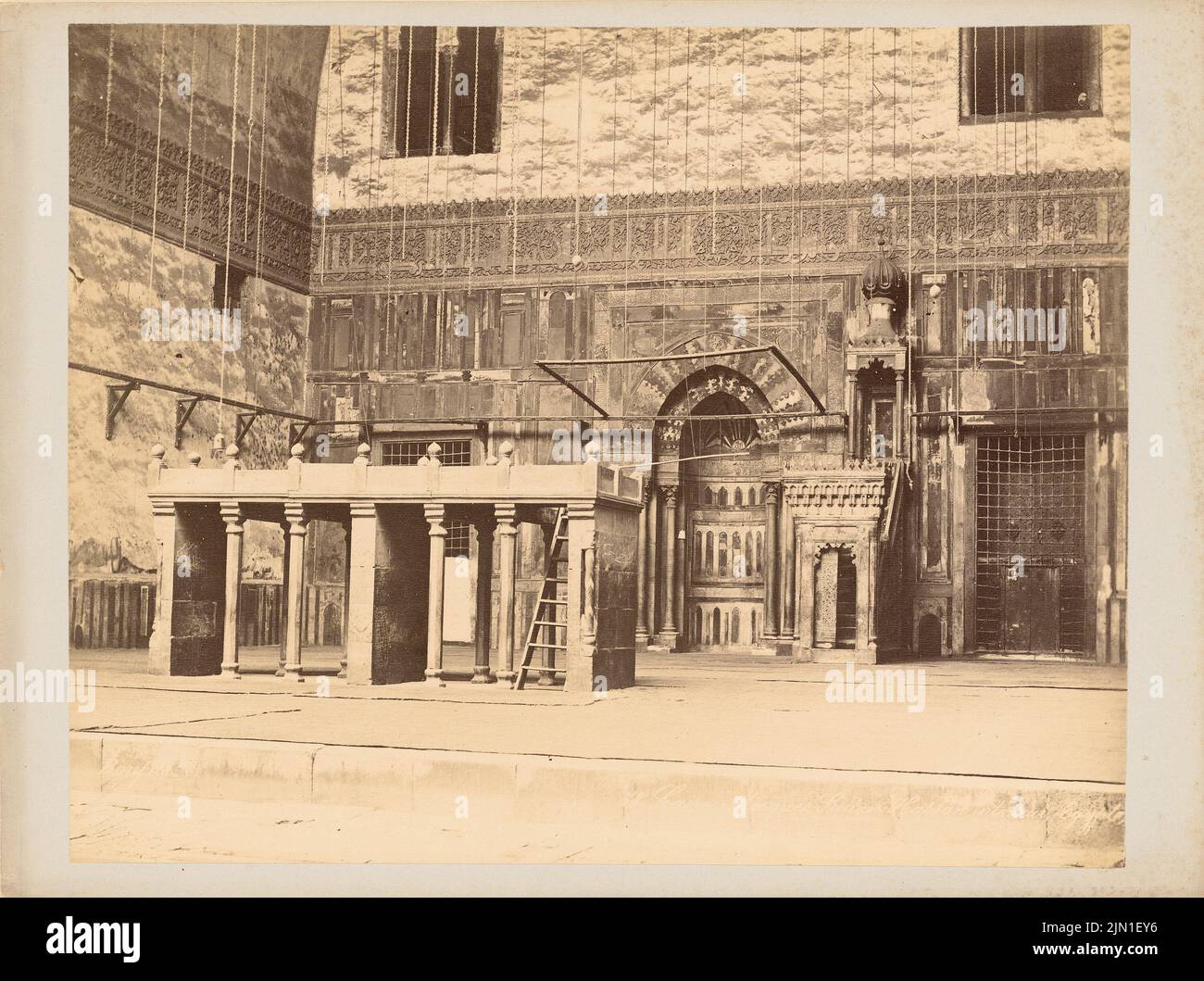 Bonfils Félix (1831-1885), Sultan Hassan Mosque in Cairo (without dat.): Interior. Photo on cardboard, 24 x 32.1 cm (including scan edges) Bonfils Félix  (1831-1885): Sultan Hassan Moschee, Kairo Stock Photo