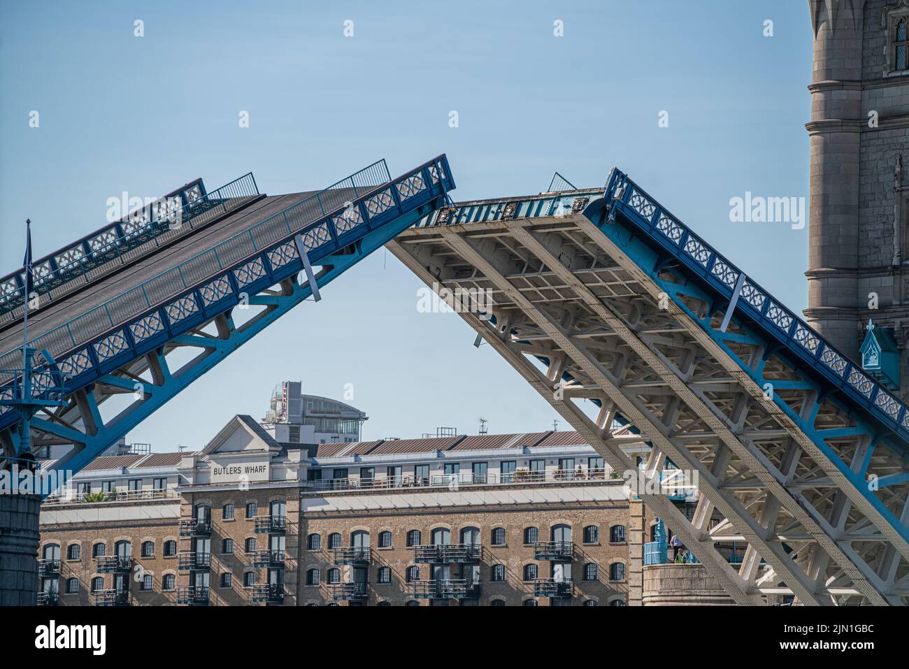 8 August 2022: London Tower Bridge lifting Stock Photo