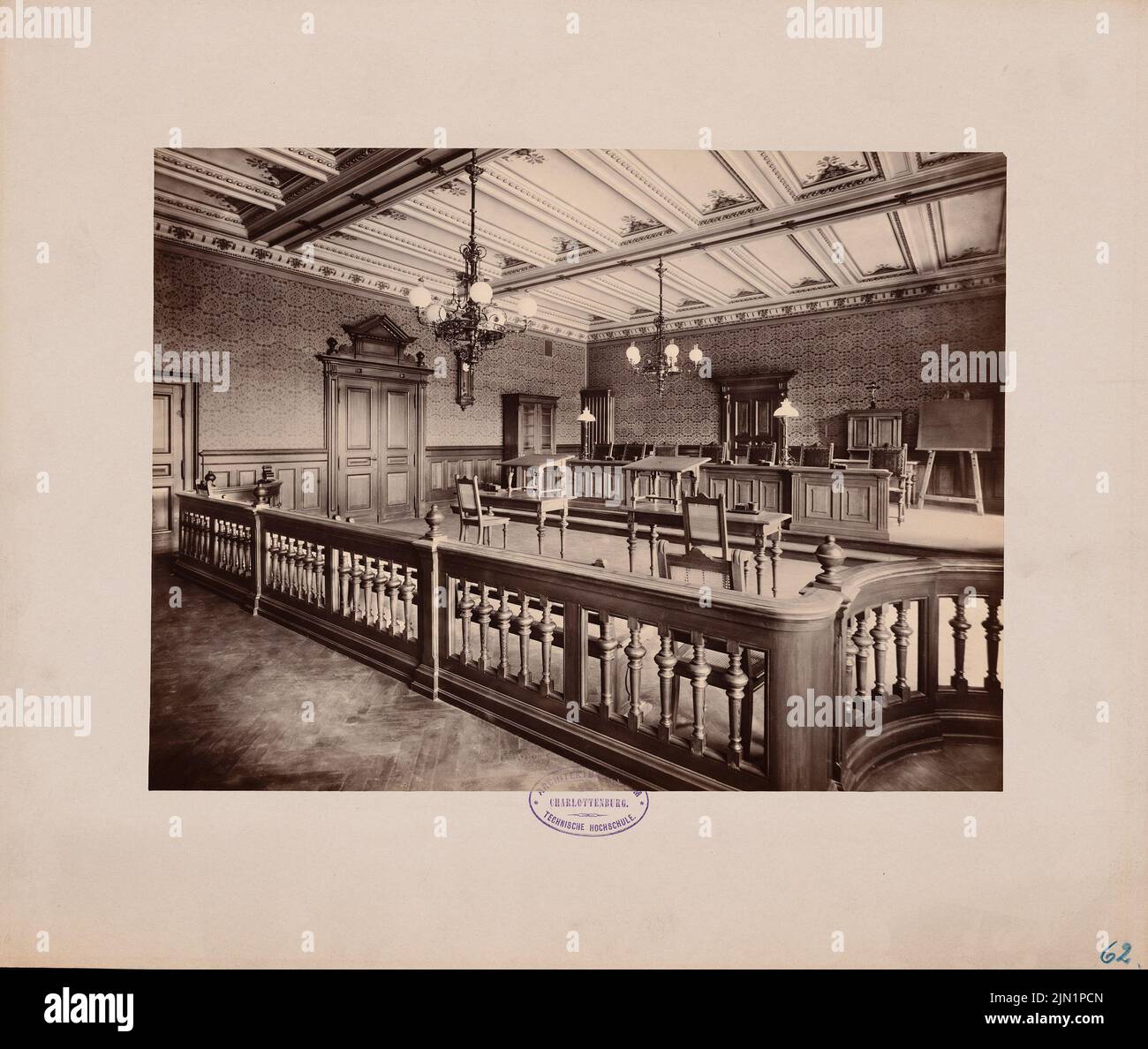 N.N., Oberlandes and District Court, Hamm (1890-1894): Interior view session room. Photo on cardboard, 36.6 x 43.3 cm (including scan edges) N.N. : Oberlandes- und Amtsgericht, Hamm Stock Photo