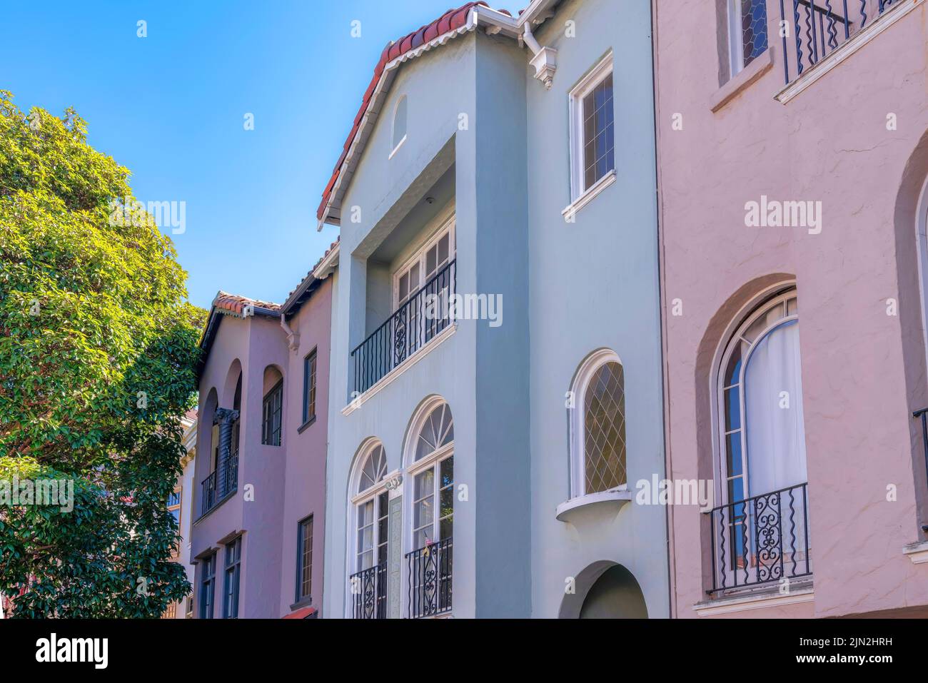 Stucco Railing Railings stucco architecture hi-res stock photography and images - Alamy
