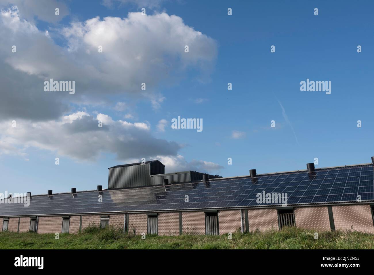 Solar farm construction hi-res stock photography and images - Alamy