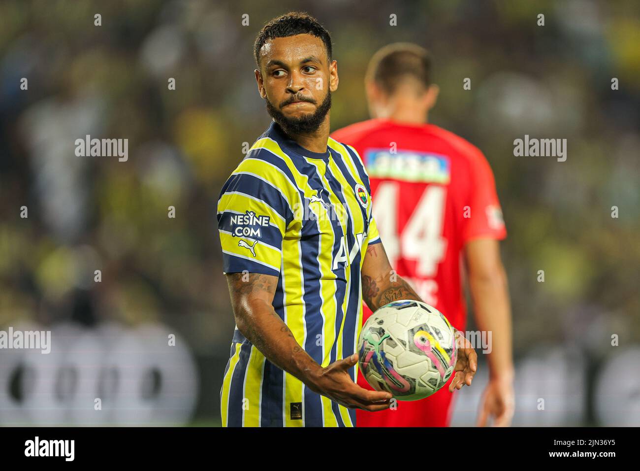 ISTANBUL, TURKIYE - AUGUST 8: Joshua King of Fenerbahce SK during the Turkish Super Lig match between Fenerbahce SK and Umraniyespor at Ulker Fenerbahce Sukru Saracoglu Stadyumu on August 8, 2022 in Istanbul, Turkiye (Photo by /Orange Pictures) Stock Photo