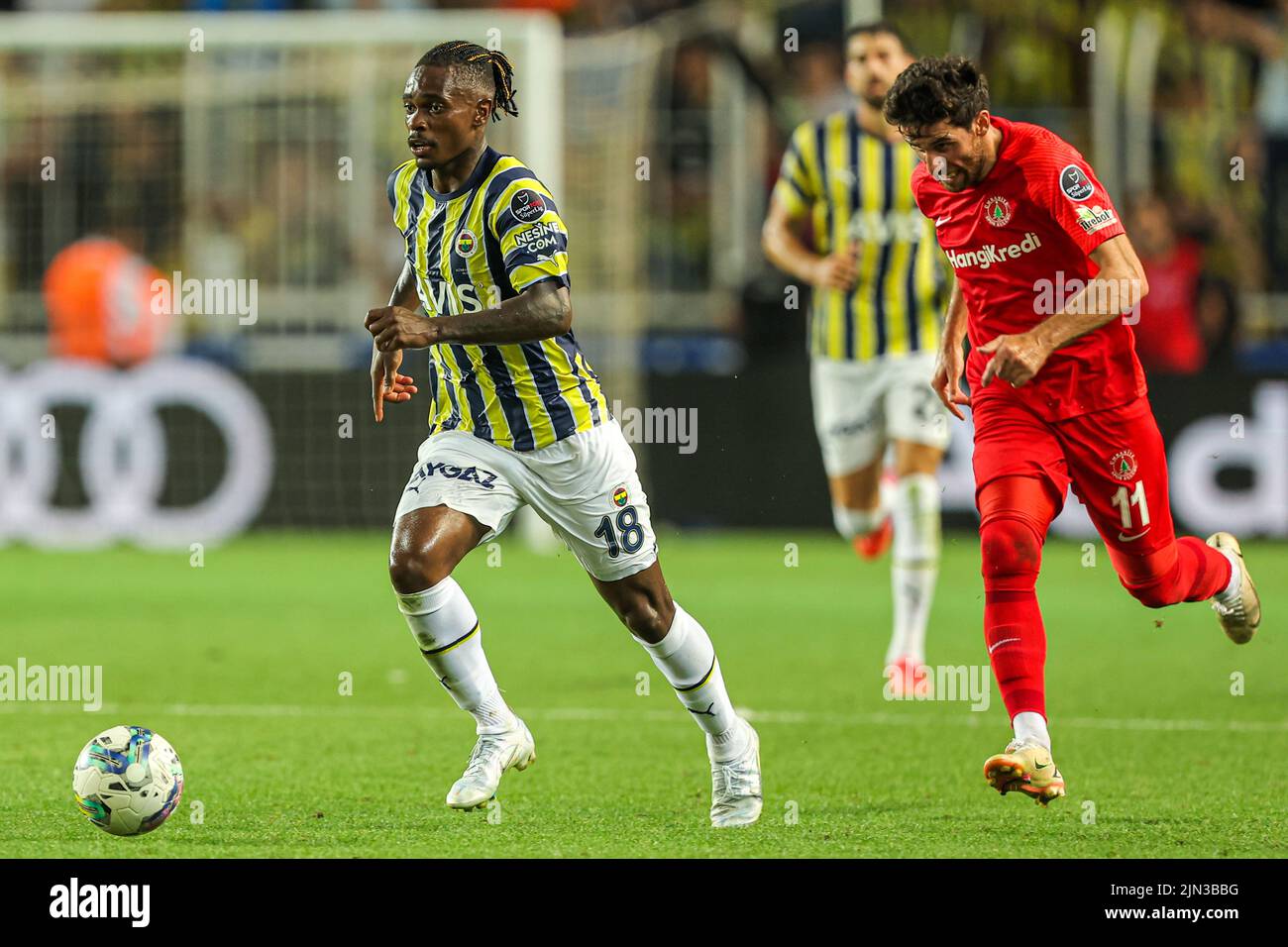 ISTANBUL, TURKIYE - AUGUST 8: Lincoln of Fenerbahce SK during the Turkish Super Lig match between Fenerbahce SK and Umraniyespor at Ulker Fenerbahce Sukru Saracoglu Stadyumu on August 8, 2022 in Istanbul, Turkiye (Photo by /Orange Pictures) Stock Photo