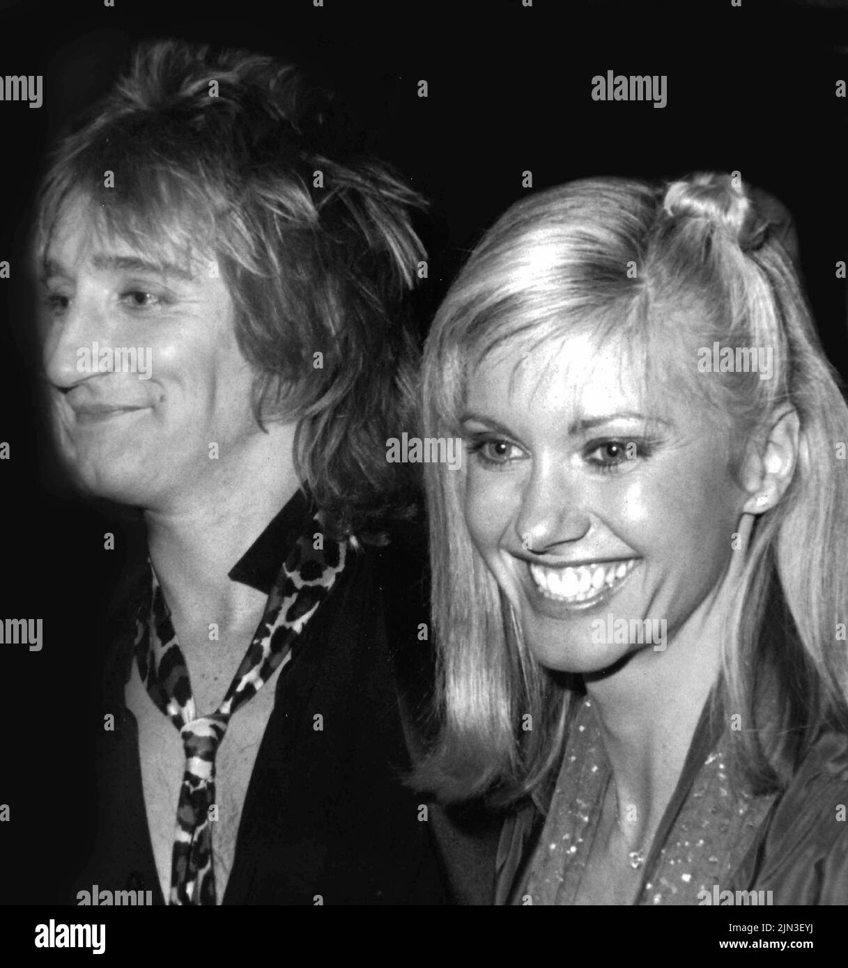 FILE PICS Olivia NewtonJohn 19482022. Rod Stewart and Olivia Newton