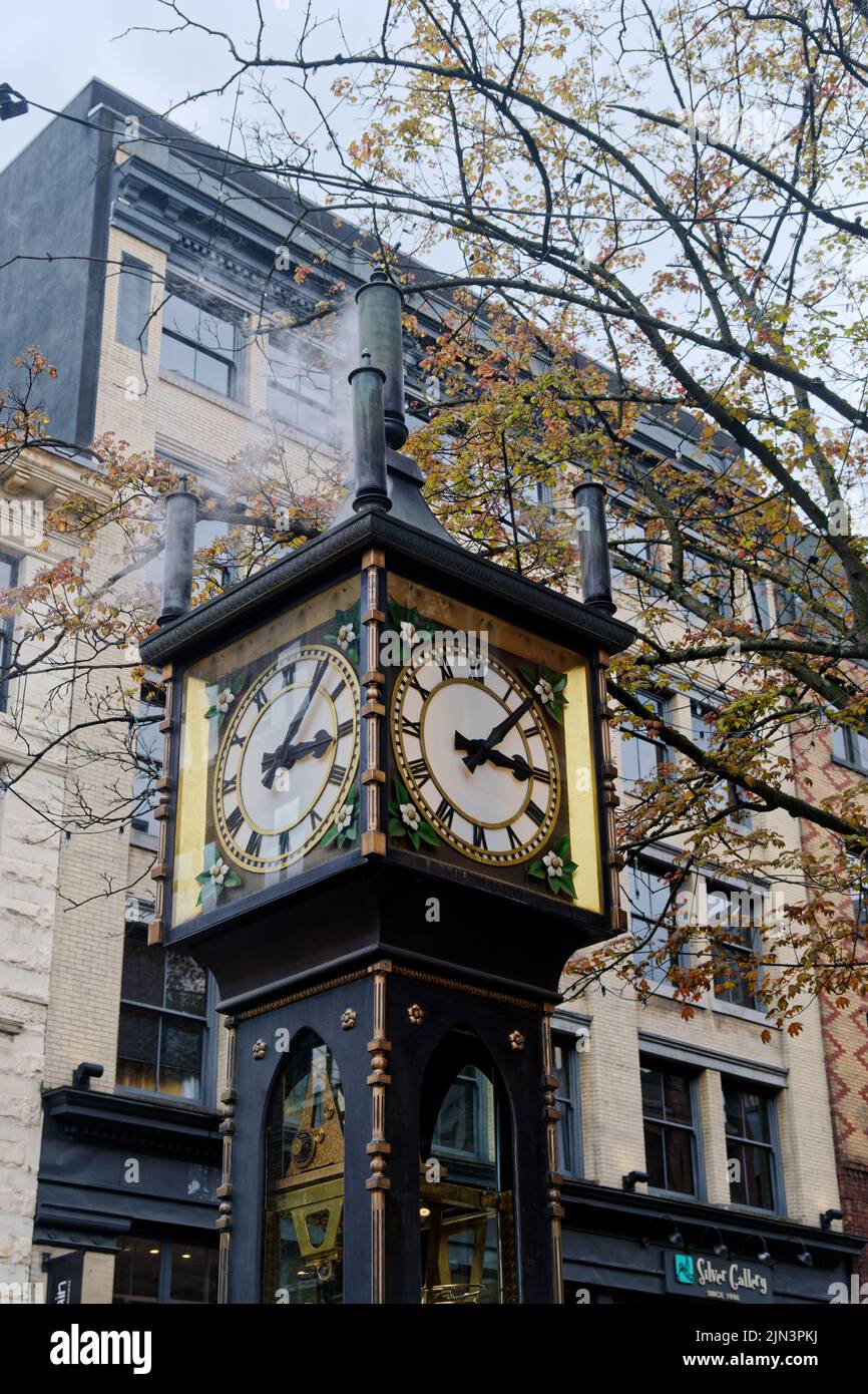 VANCOUVER, BRITISH COLUMBIA - April 29, 2022: Raymond Saunders' first steam clock was built in 1977 at the corner of Cambie and Water streets in Gasto Stock Photo