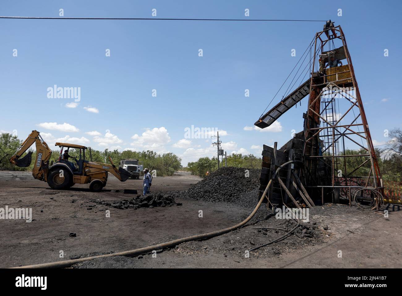A general view shows an artisanal coal mine, or 'pocito' (little hole), known for their rudimentary and often dangerous mining techniques, in Sabinas, Coahuila state, Mexico, August 8, 2022. REUTERS/Luis Cortes Stock Photo