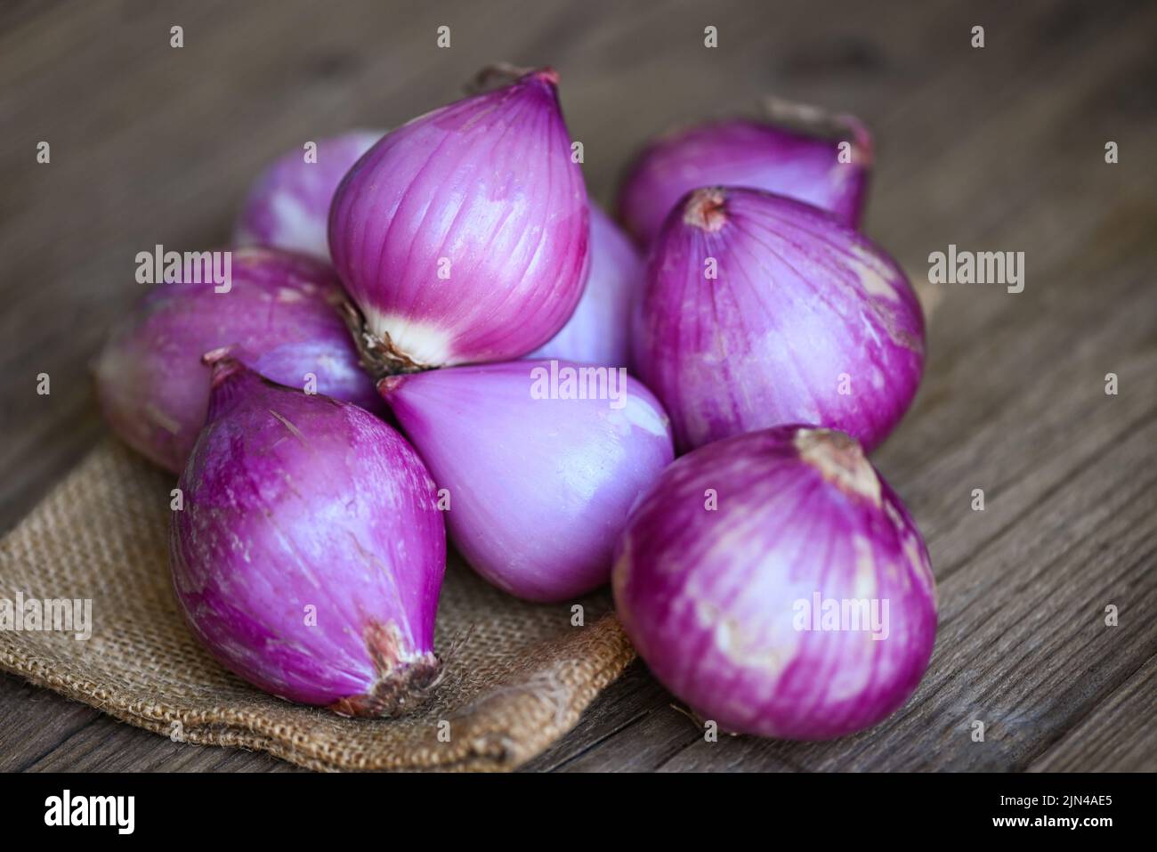 Premium Photo  Shallots or red onion asian herbs and cooking ingredients  on wooden background