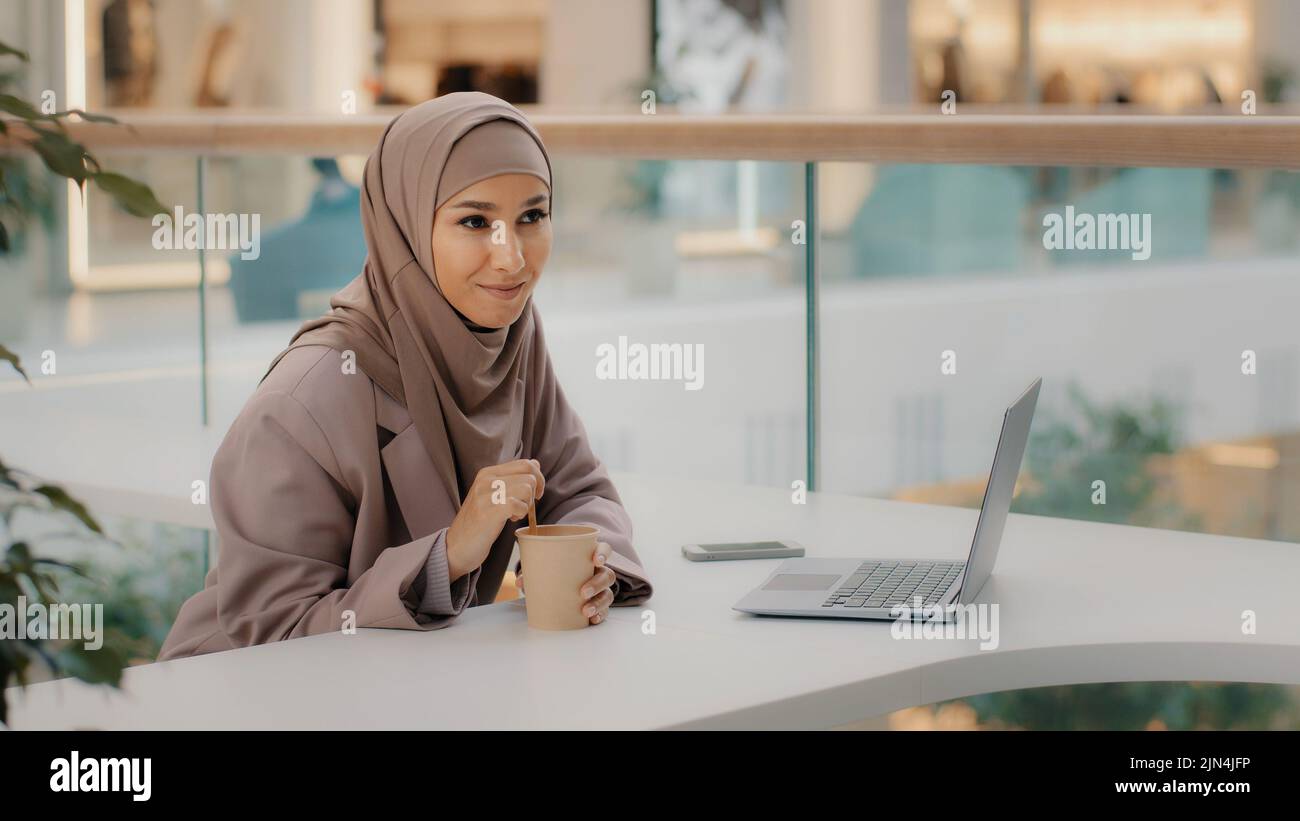 Arab girl hires stock photography and images Alamy