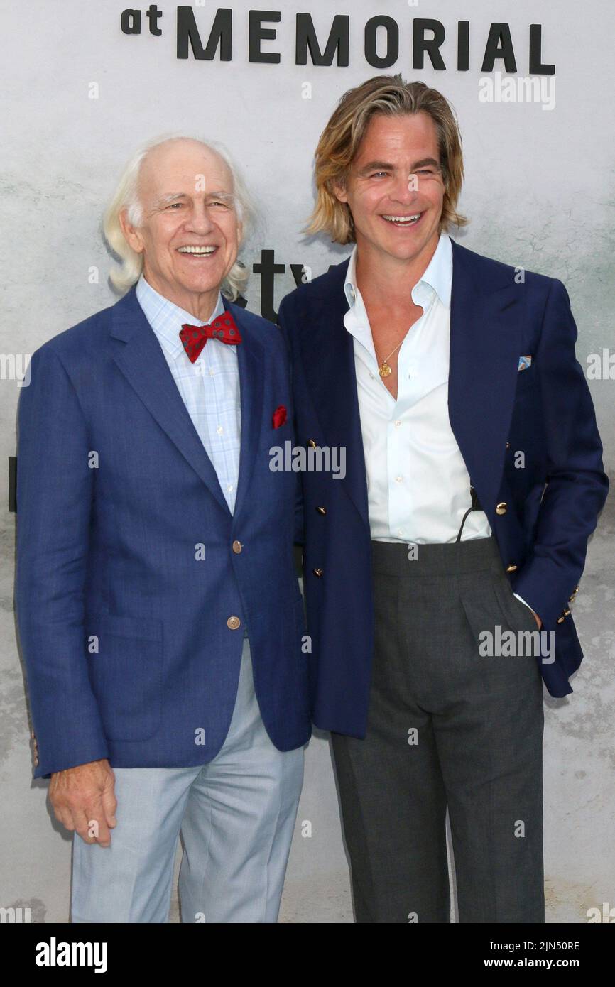 Los Angeles, CA. 8th Aug, 2022. Robert Pine, Chris Pine at arrivals for