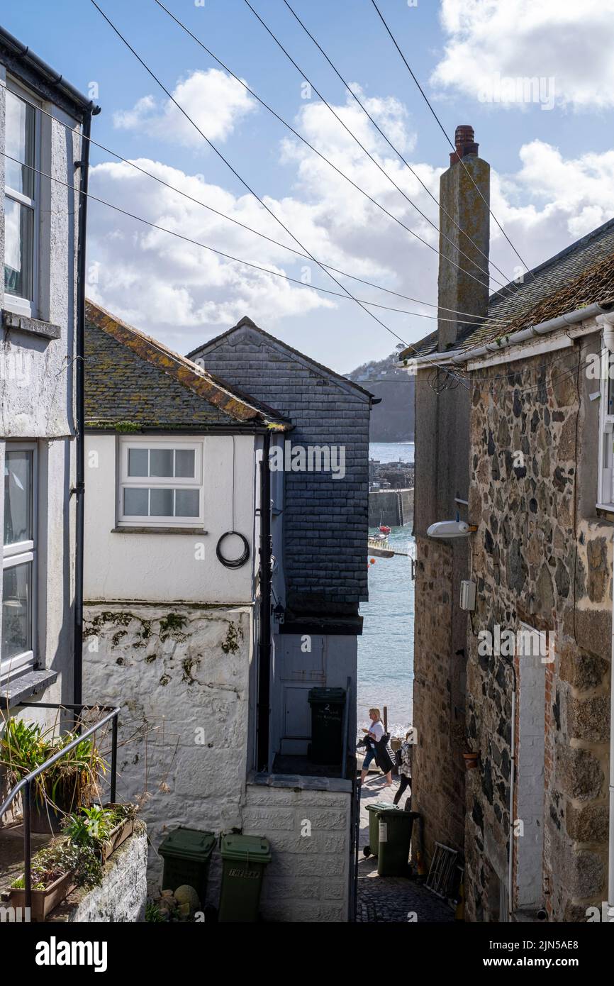 Narrow street view between old cottages, St Ives, Cornwall Stock Photo