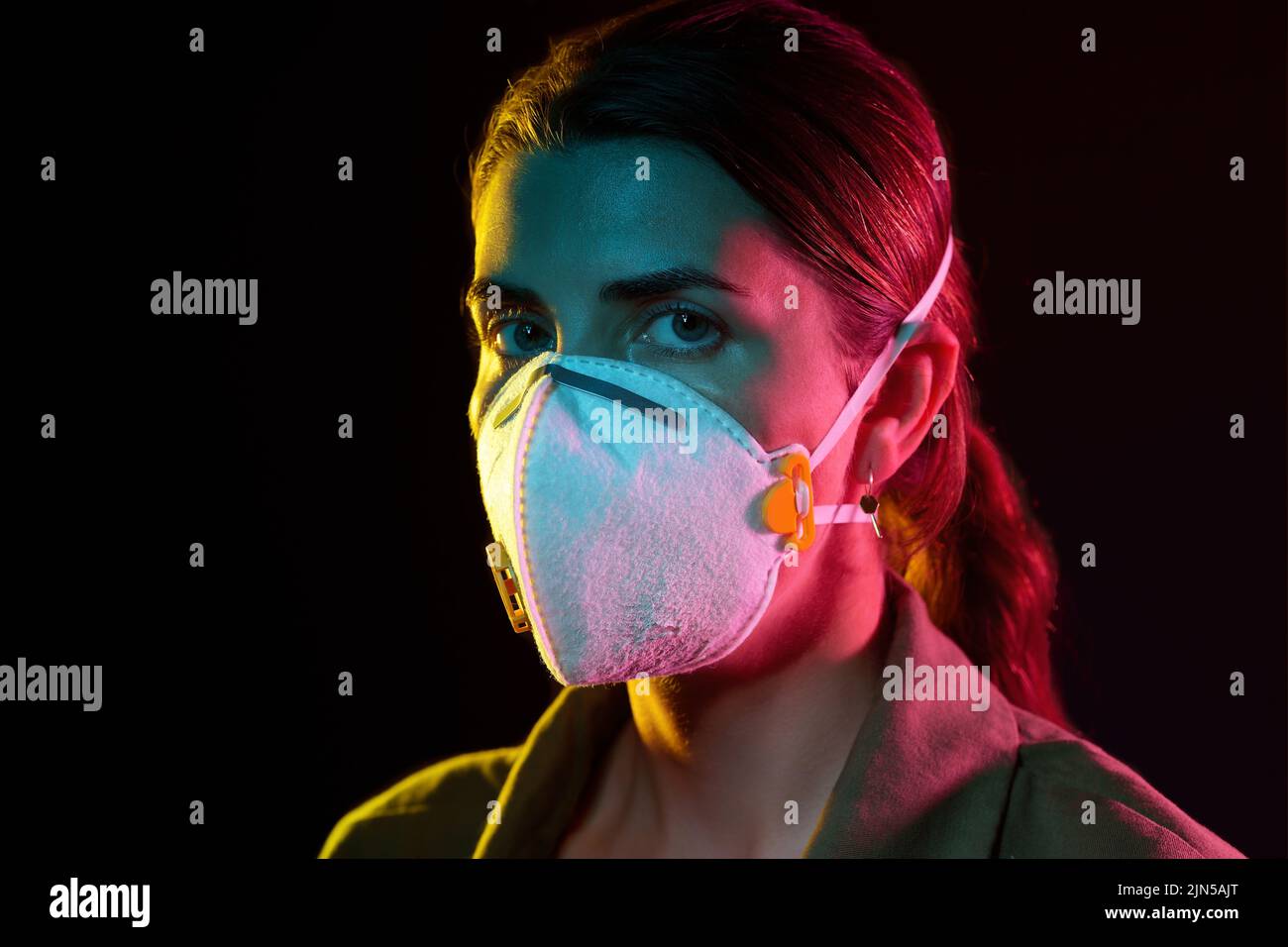 Respirator woman hires stock photography and images Alamy