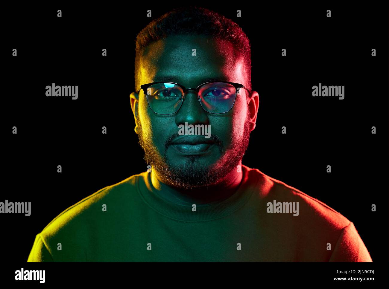 African man glasses serious isolated hi-res stock photography and ...