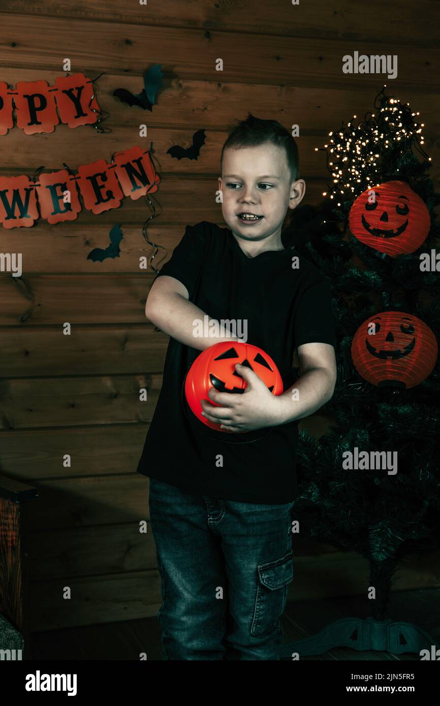 Halloween For Kids 2024 Ronny Cinnamon