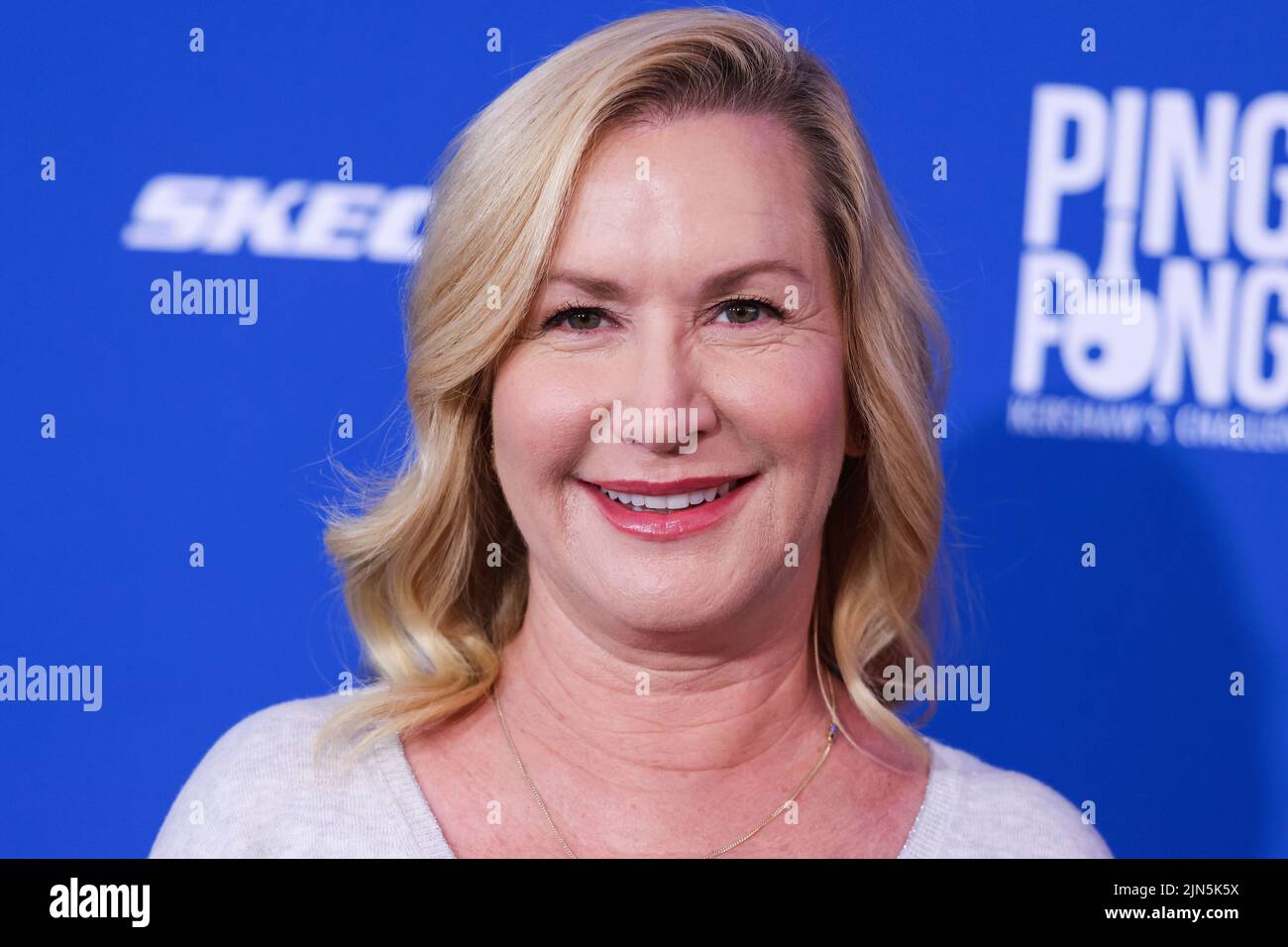 ELYSIAN PARK, LOS ANGELES, CALIFORNIA, USA - AUGUST 08: American actress Angela Kinsey arrives at Kershaw's Challenge Ping Pong 4 Purpose 2022 held at Dodger Stadium on August 8, 2022 in Elysian Park, Los Angeles, California, United States. (Photo by Xavier Collin/Image Press Agency) Stock Photo