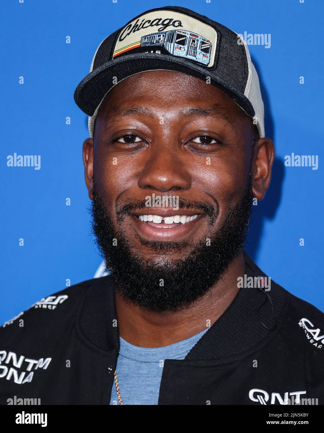 ELYSIAN PARK, LOS ANGELES, CALIFORNIA, USA - AUGUST 08: American actor Lamorne Morris arrives at Kershaw's Challenge Ping Pong 4 Purpose 2022 held at Dodger Stadium on August 8, 2022 in Elysian Park, Los Angeles, California, United States. (Photo by Xavier Collin/Image Press Agency) Stock Photo