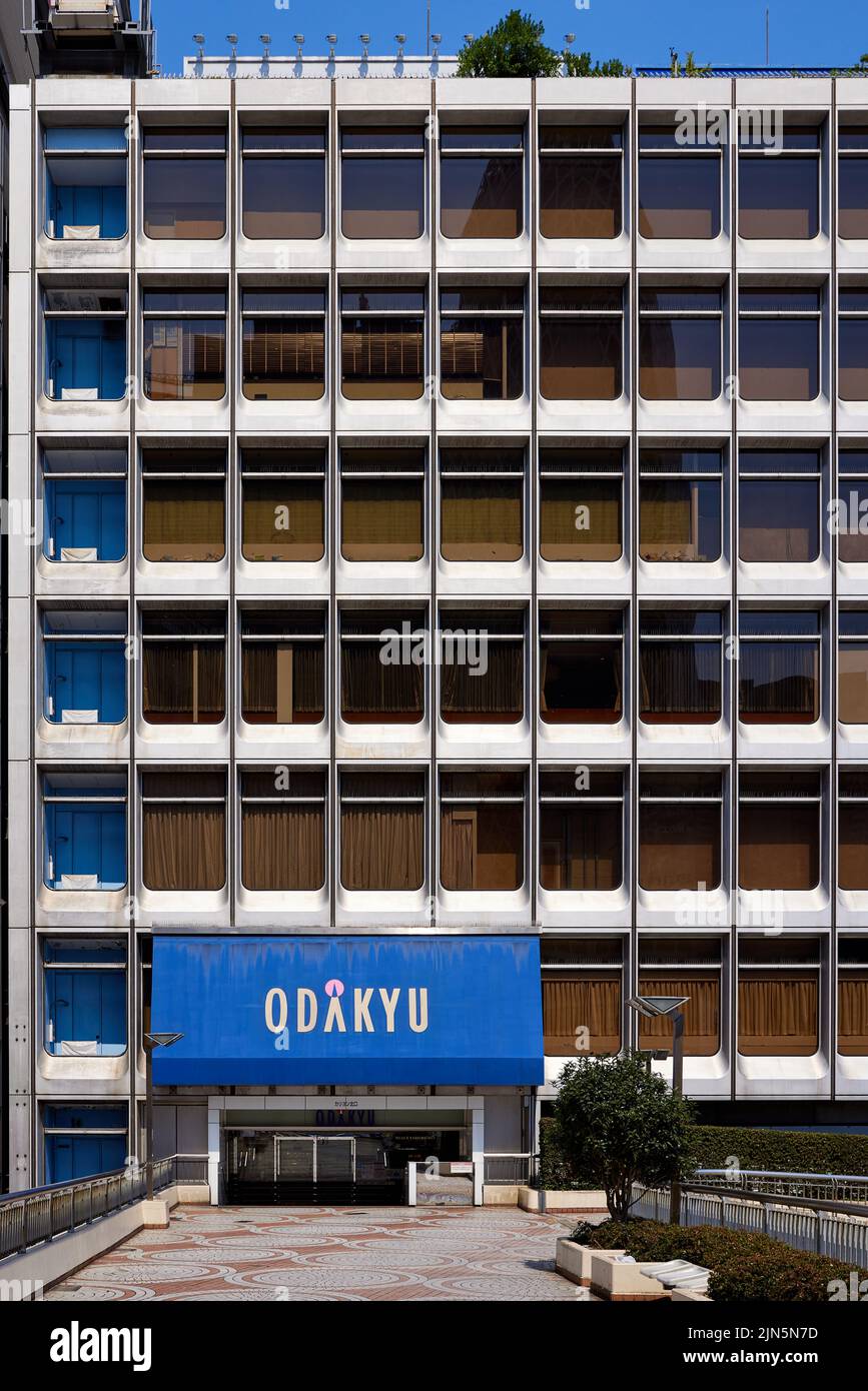 Odakyu Department Store, designed by Sakakura Junzo (1966-67); Shinjuku Station, Tokyo, Japan Stock Photo