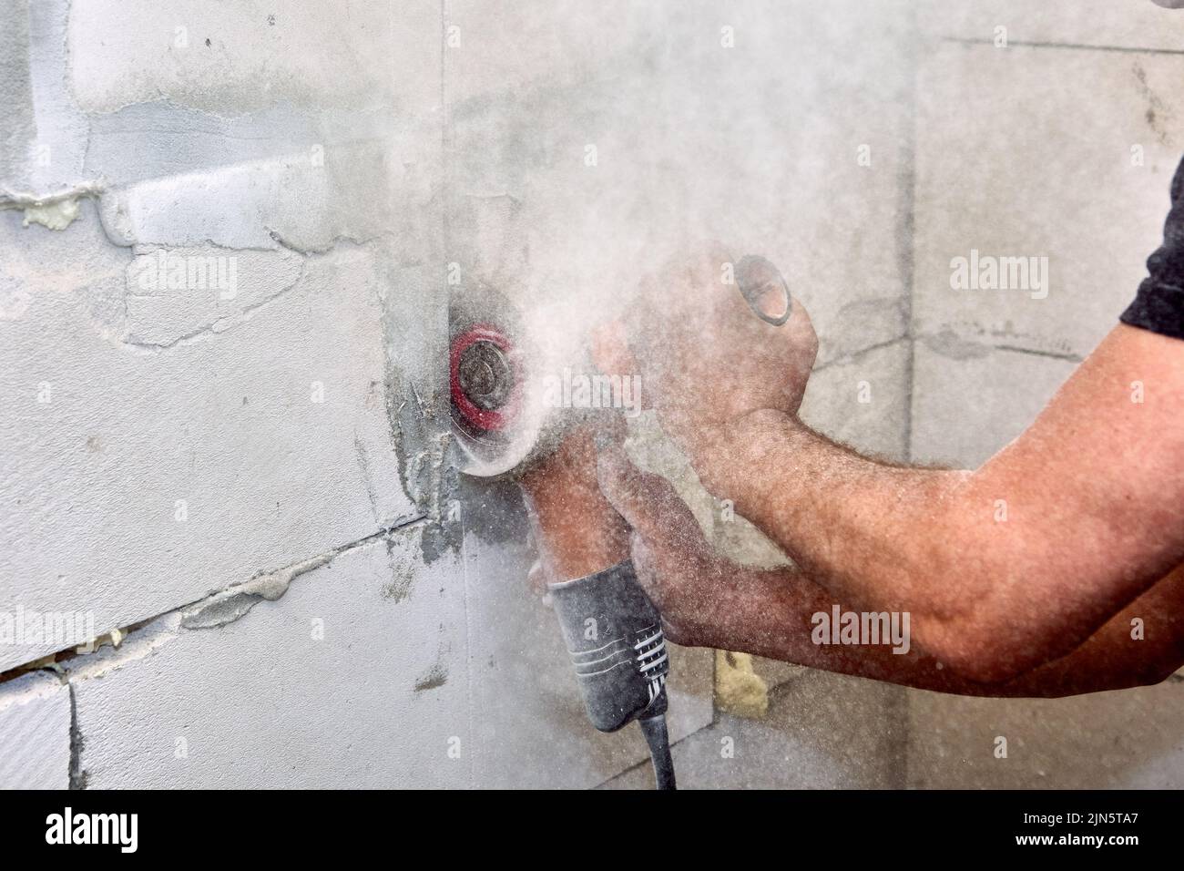 Angle grinder power tool for cut concrete with silicon carbide wheels